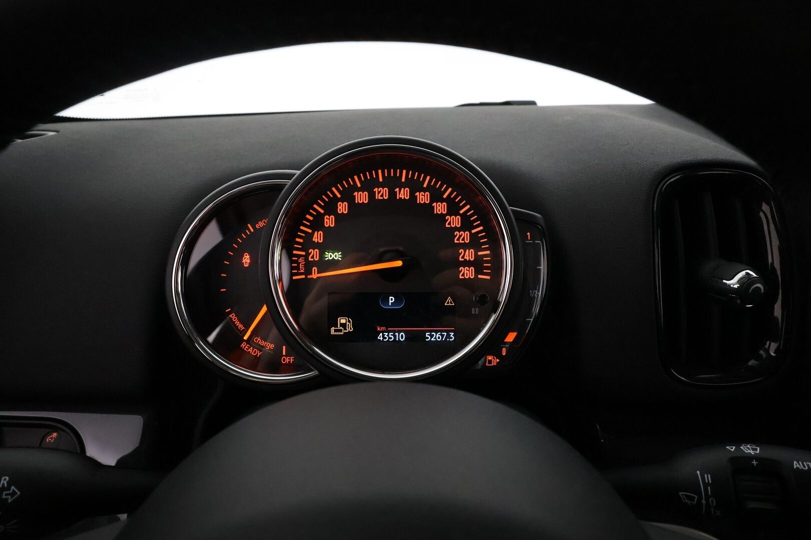 MINI Countryman 2019 Cooper SE ALL4 Essential **LED-valot / Sporttipenkit / P.Tutkat / Navi / Vakkari / Puolinahat** - Suomi-auto / Kahdet Renkaat