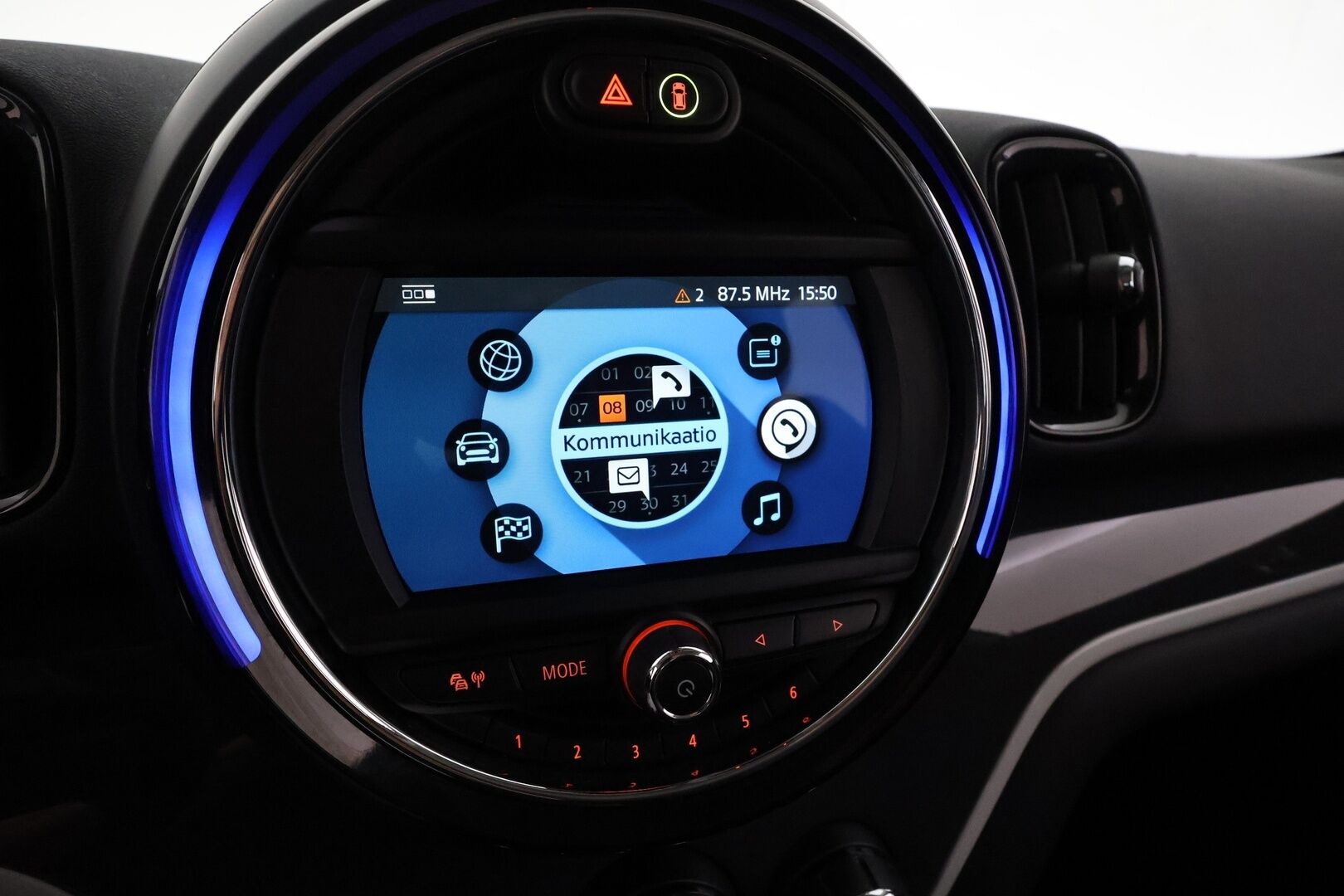 MINI Countryman 2019 Cooper SE ALL4 Essential **LED-valot / Sporttipenkit / P.Tutkat / Navi / Vakkari / Puolinahat** - Suomi-auto / Kahdet Renkaat