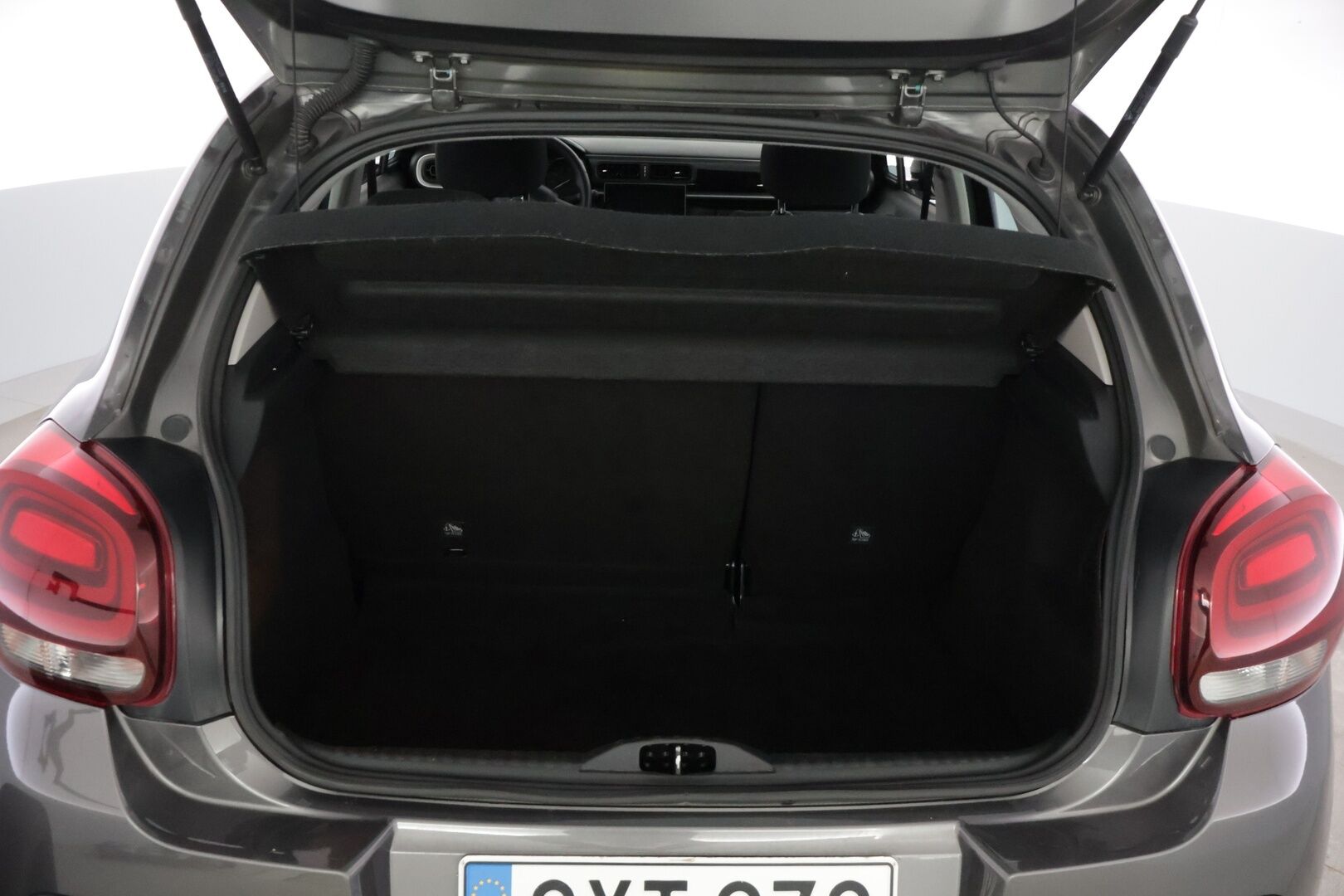 Citroen C3 2019 PureTech 110 Feel Automaatti *Vakkari / Lane assist / Carplay / Led. päiväajovalot / P. tutka! - *Uudet kitkarenkaat / 2x renkaat ja vanteet / Carplay!* - HULLUT JOULUT KORKOTARJOUS 2,49% 