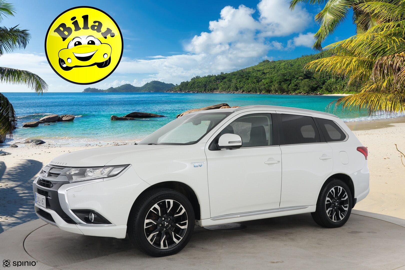 Mitsubishi Outlander PHEV 2016 Instyle Navi 4WD 5P - | 360° Kamera | Nahkasisusta| Navi | Lämmitettävä ratti& Tuulilasi | Vetokoukku | Pysäköintitutkat |