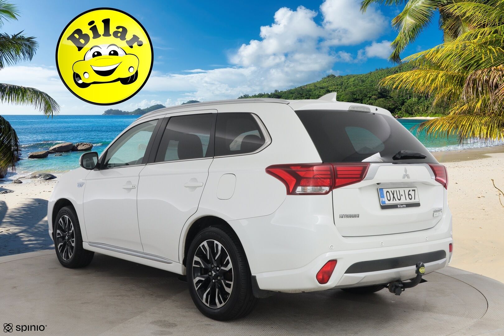 Mitsubishi Outlander PHEV 2016 Instyle Navi 4WD 5P - | 360° Kamera | Nahkasisusta| Navi | Lämmitettävä ratti& Tuulilasi | Vetokoukku | Pysäköintitutkat |