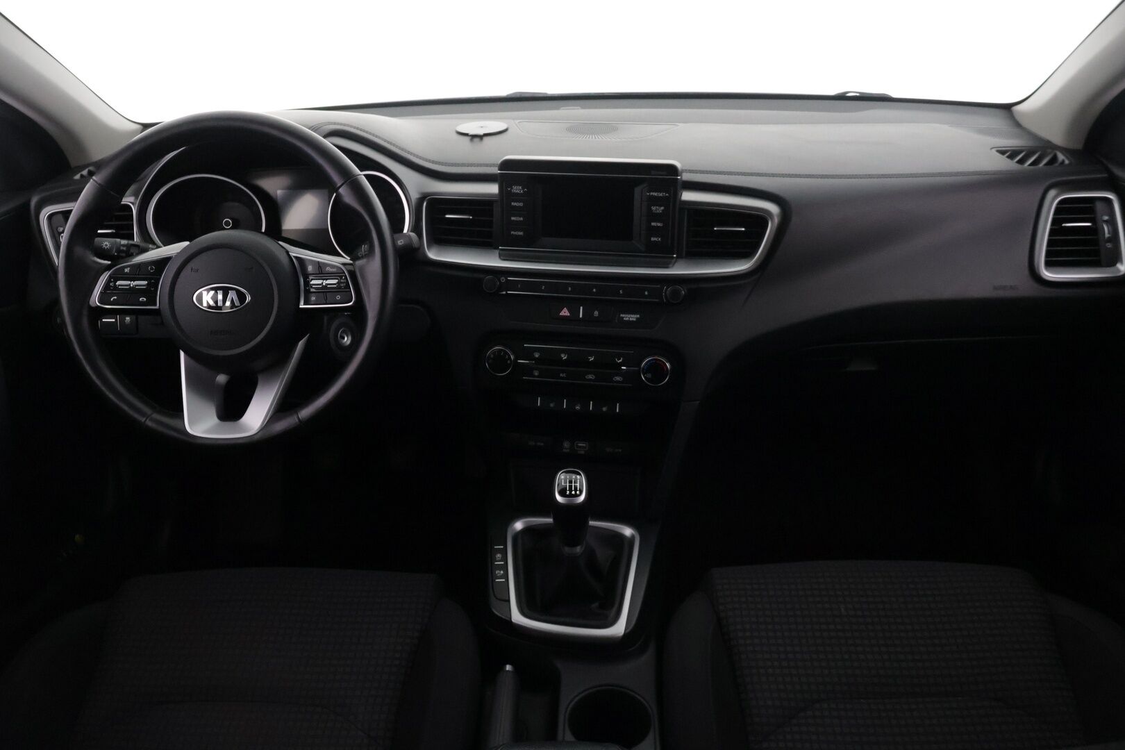 Kia Ceed 2019 1,0 T-GDI ISG 120hv LX SW EcoDynamics - * Webasto | Vakionopeudensäädin | Lane-Assist | ratinlämmitys | 2x renkaat *