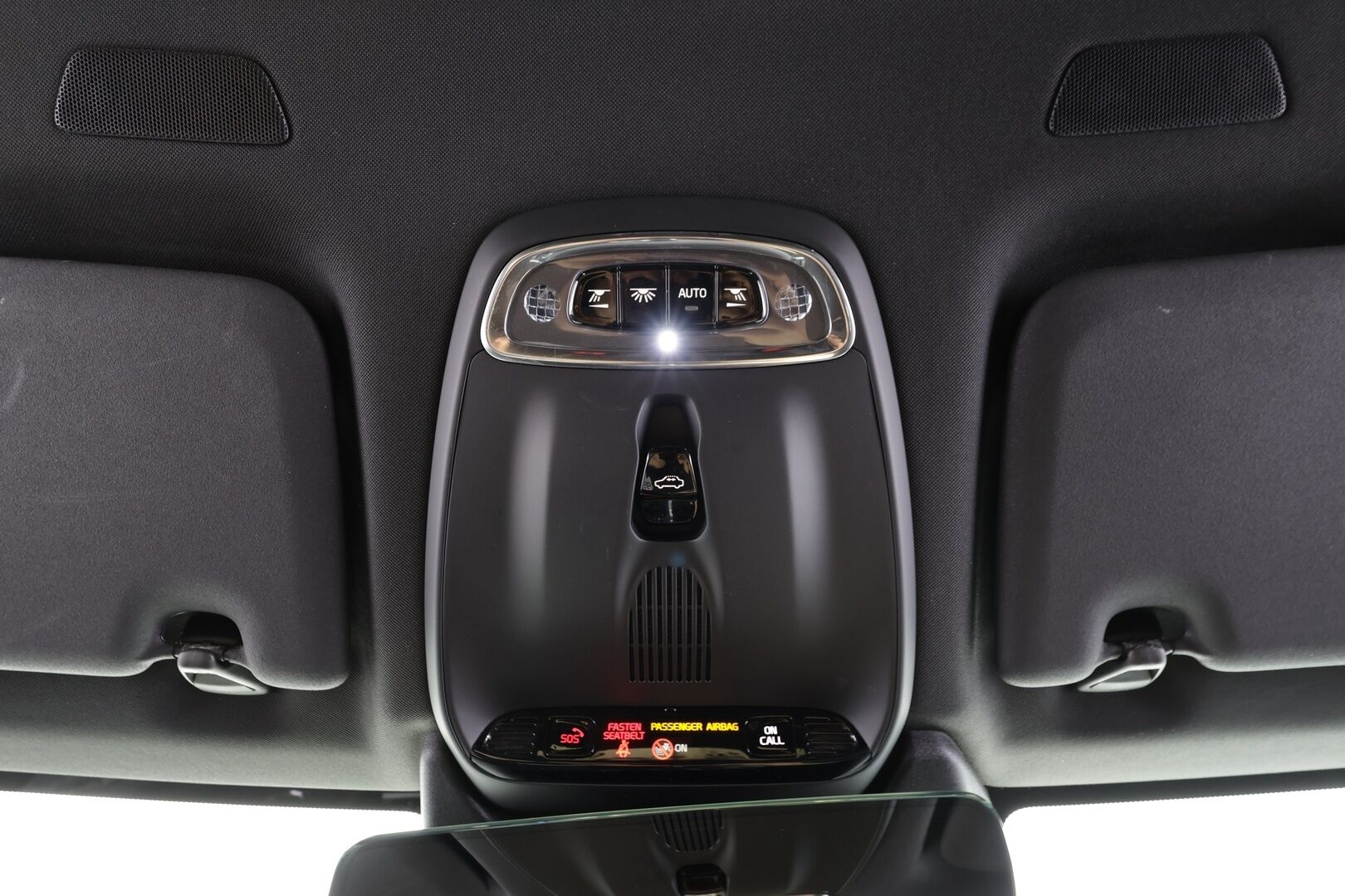 Volvo XC60 2019 T8 AWD R-Design aut - | ACC | Webasto | Koukku | Full-LED | Muistipenkki | Panorama | P.Kamera | Sporttipenkit |Keyless | Apple&Android | Suomi-auto | Kahdet Renkaat | Merkkihuollettu |