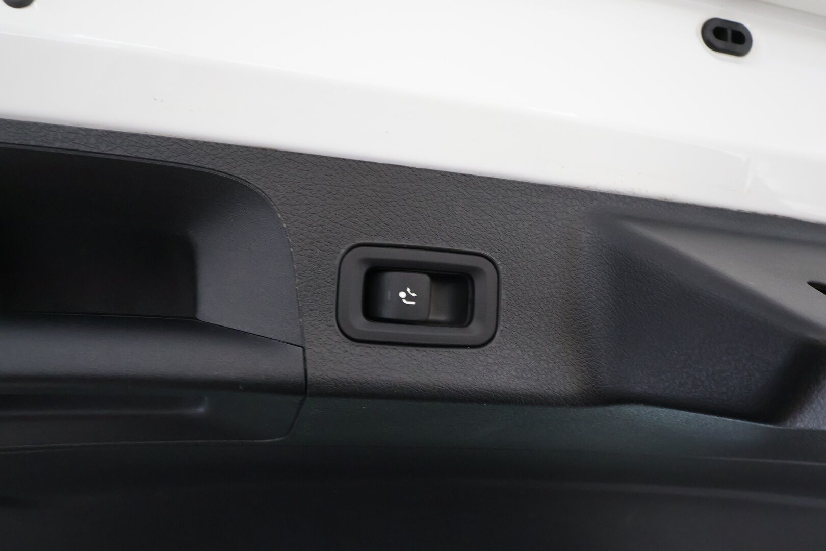 Mercedes-Benz CLA 2020 180 A Shooting Brake Business Progressive * Widescreen / Vakkari / Webasto / Koukku / P.Kamera / Sporttipenkit * - Suomi-auto / Kahdet Renkaat