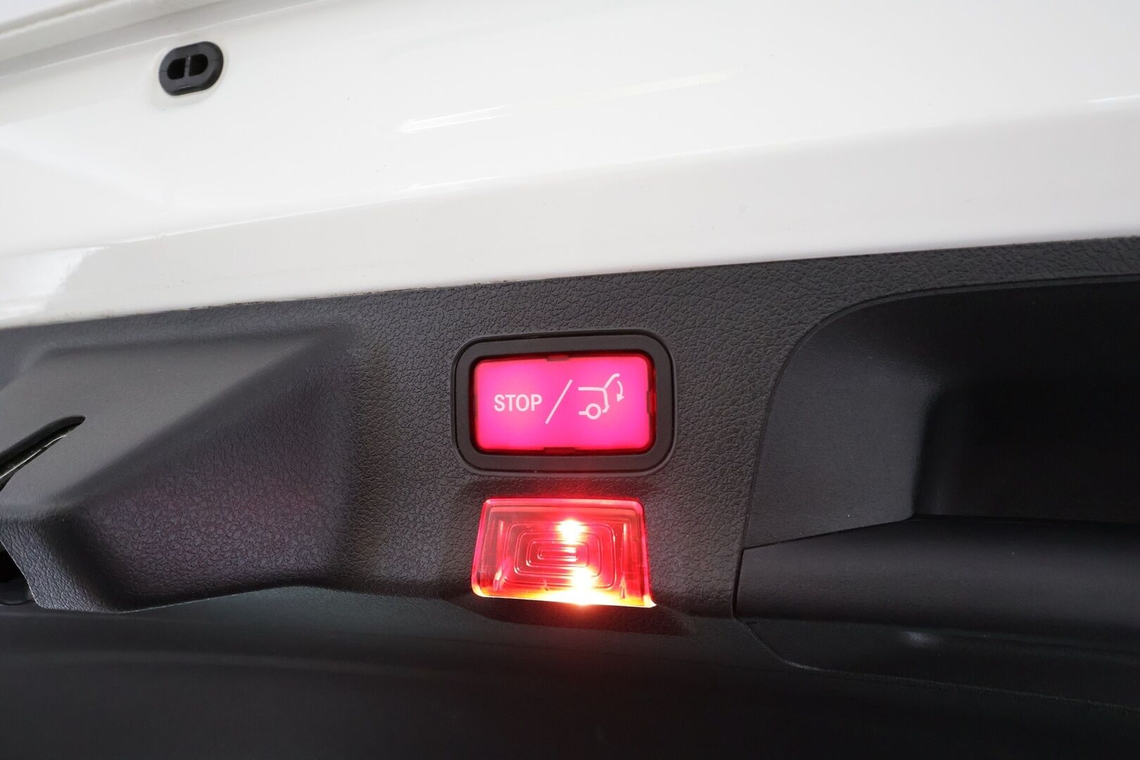 Mercedes-Benz CLA 2020 180 A Shooting Brake Business Progressive * Widescreen / Vakkari / Webasto / Koukku / P.Kamera / Sporttipenkit * - Suomi-auto / Kahdet Renkaat