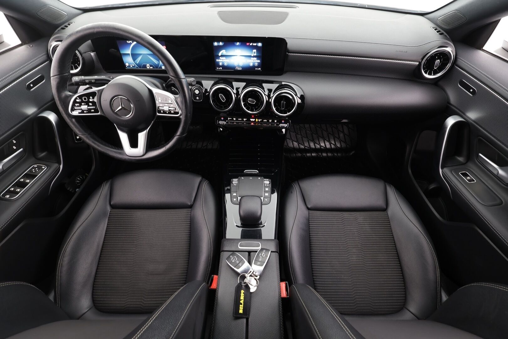 Mercedes-Benz CLA 2020 180 A Shooting Brake Business Progressive * Widescreen / Vakkari / Webasto / Koukku / P.Kamera / Sporttipenkit * - Suomi-auto / Kahdet Renkaat