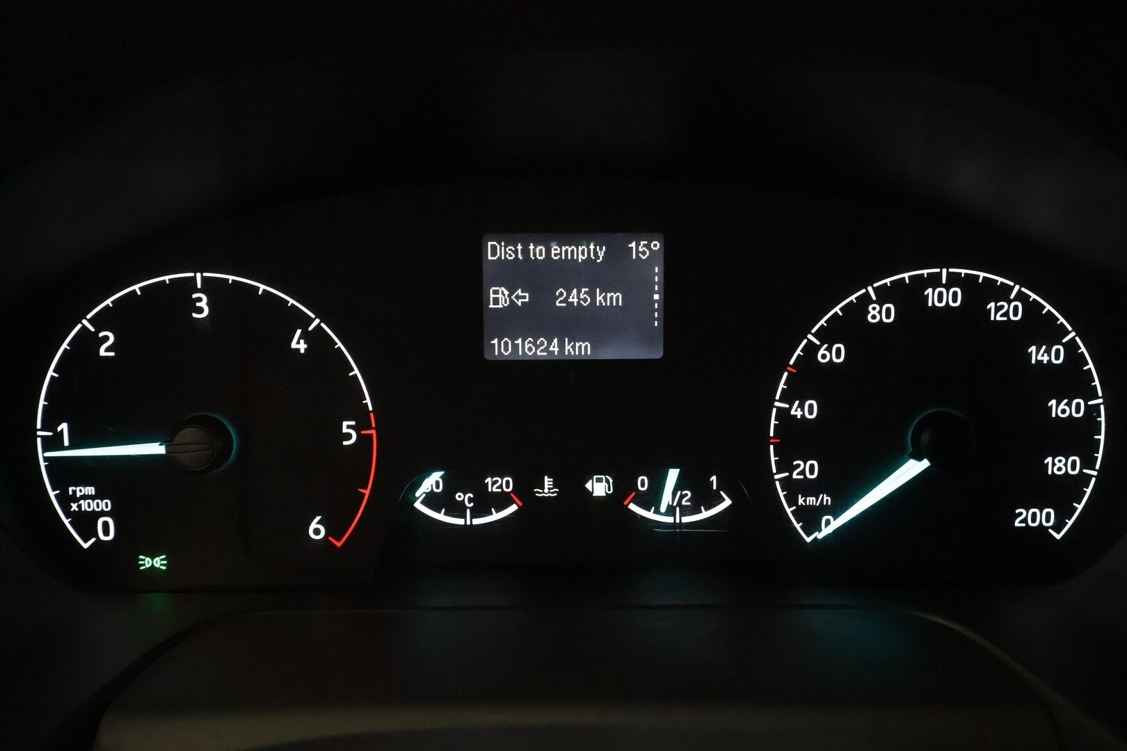 Ford Transit Custom 2020 320 2,0TDCi 105 hv M6 Etuveto Trend Van N1 L2H1 * Webasto / Koukku / Vakkari / Bluetooth / Ilmastointi * - P.Kamera / Penkinlämmittimet / Lämmitettävä tuulilasi / Suomi-auto / ALV / Kahdet renkaat - HULLUT AVAJAISHULINAT KORKOTARJOUS 3,29 %