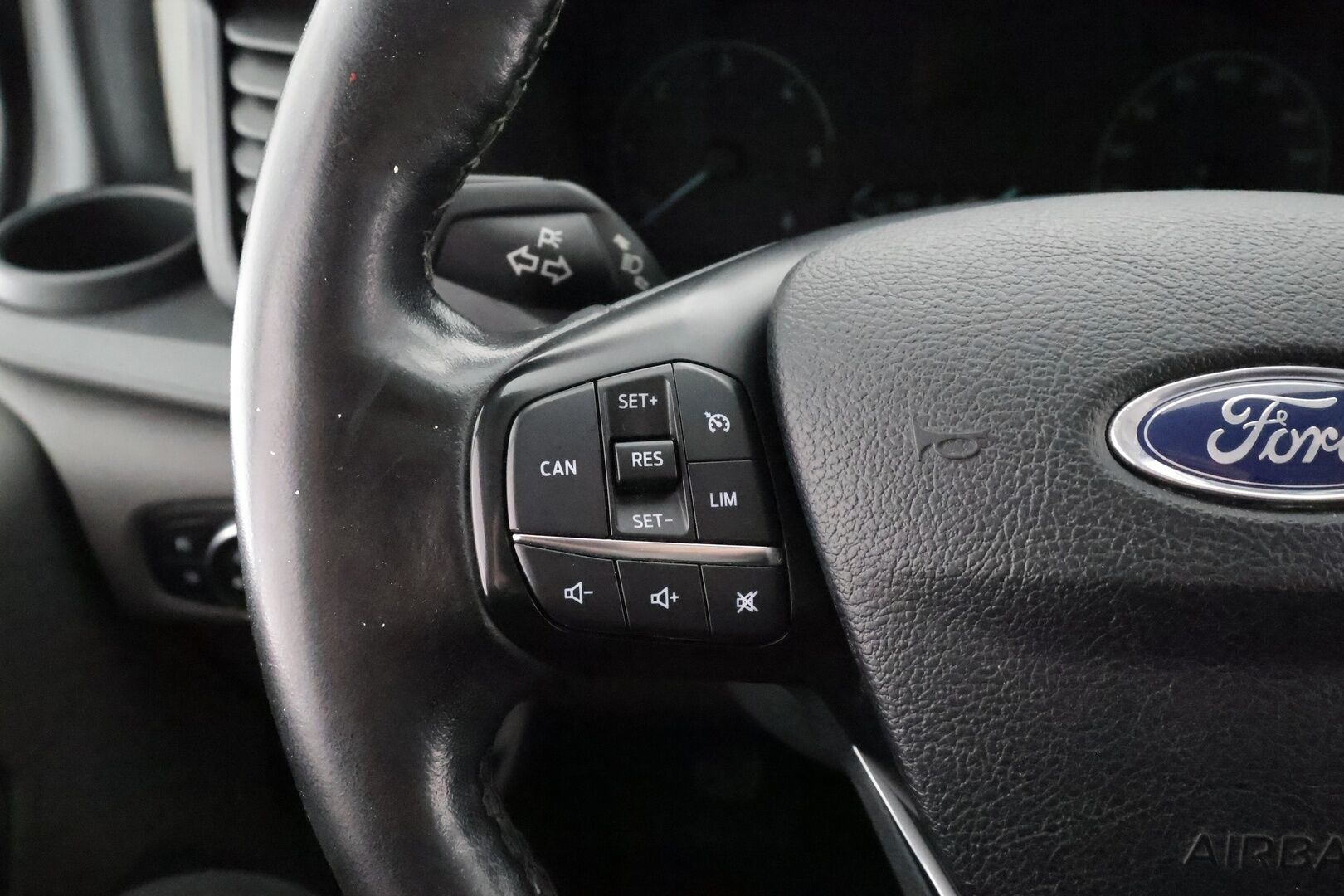 Ford Transit Custom 2020 320 2,0TDCi 105 hv M6 Etuveto Trend Van N1 L2H1 * Webasto / Koukku / Vakkari / Bluetooth / Ilmastointi * - P.Kamera / Penkinlämmittimet / Lämmitettävä tuulilasi / Suomi-auto / ALV / Kahdet renkaat - HULLUT AVAJAISHULINAT KORKOTARJOUS 3,29 %