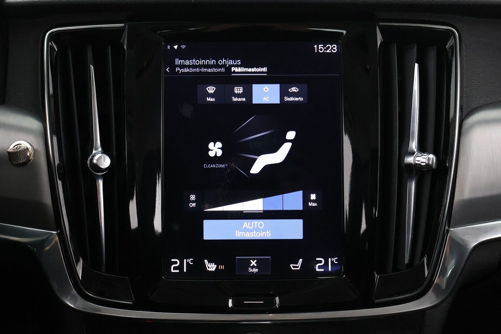 Volvo V90 2017 D4 AWD Business aut - | Webasto | Adapt.vakkari | BLIS | FULL-LED | P.kamera | Hihna tehty 2024 | Ei Adblue:ta |