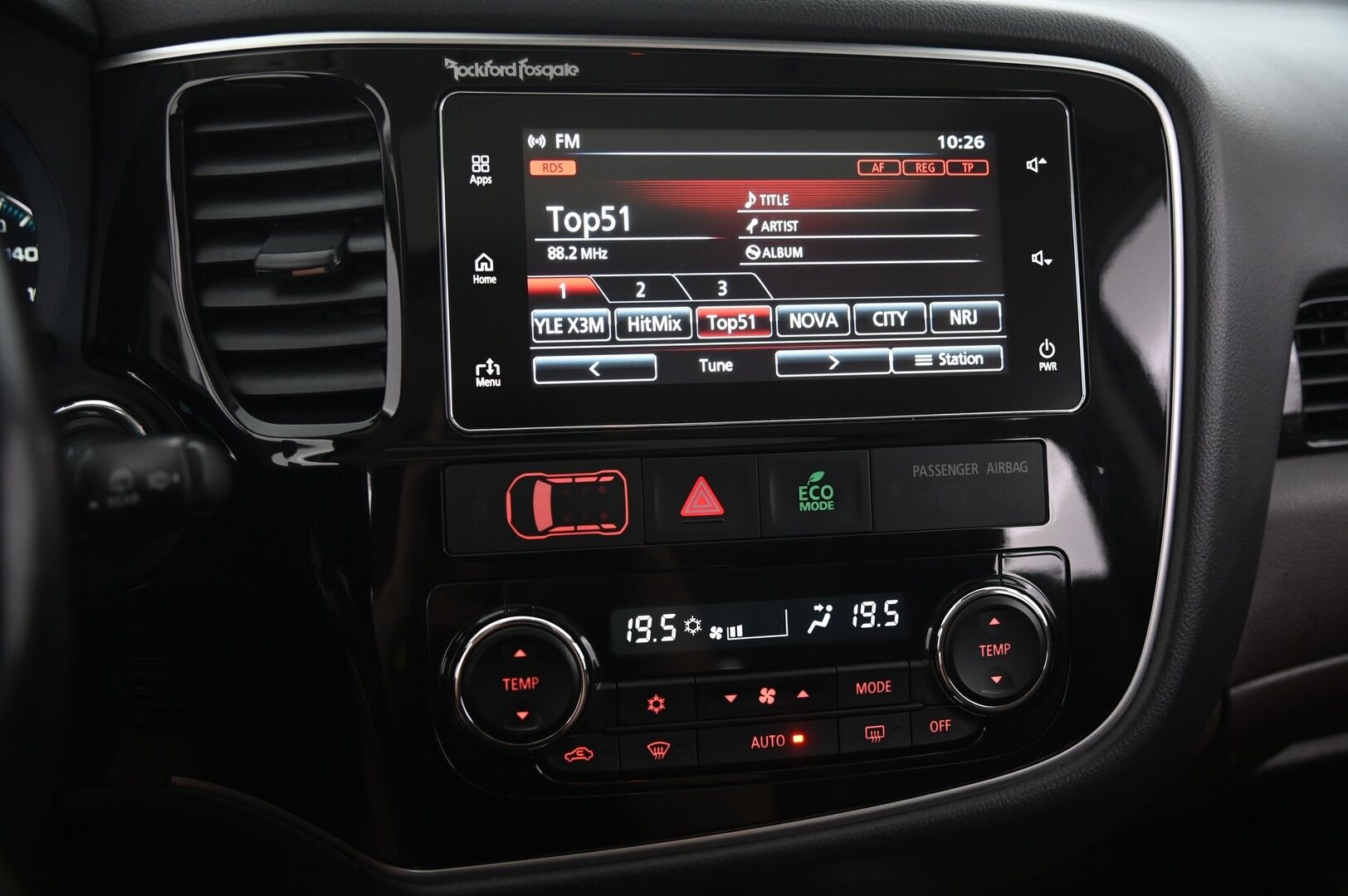 Mitsubishi OUTLANDER PHEV 2017 Install Business 4wd 5P
