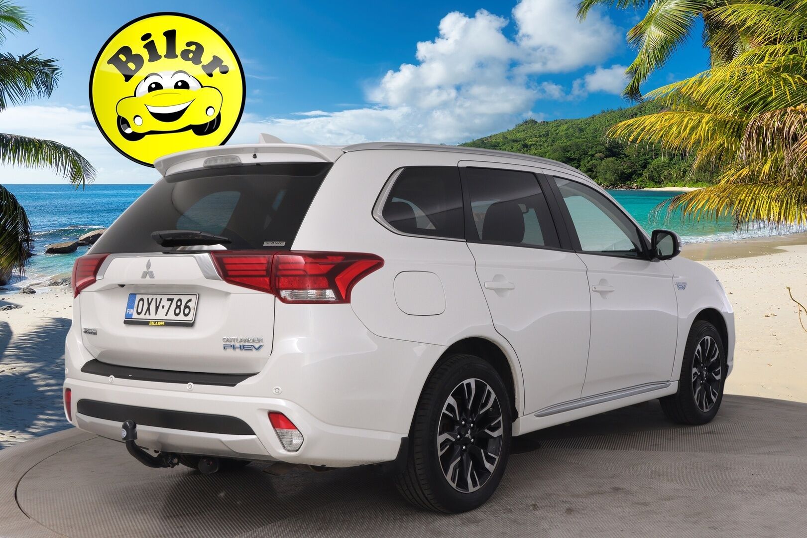 Mitsubishi OUTLANDER PHEV 2017 Install Business 4wd 5P