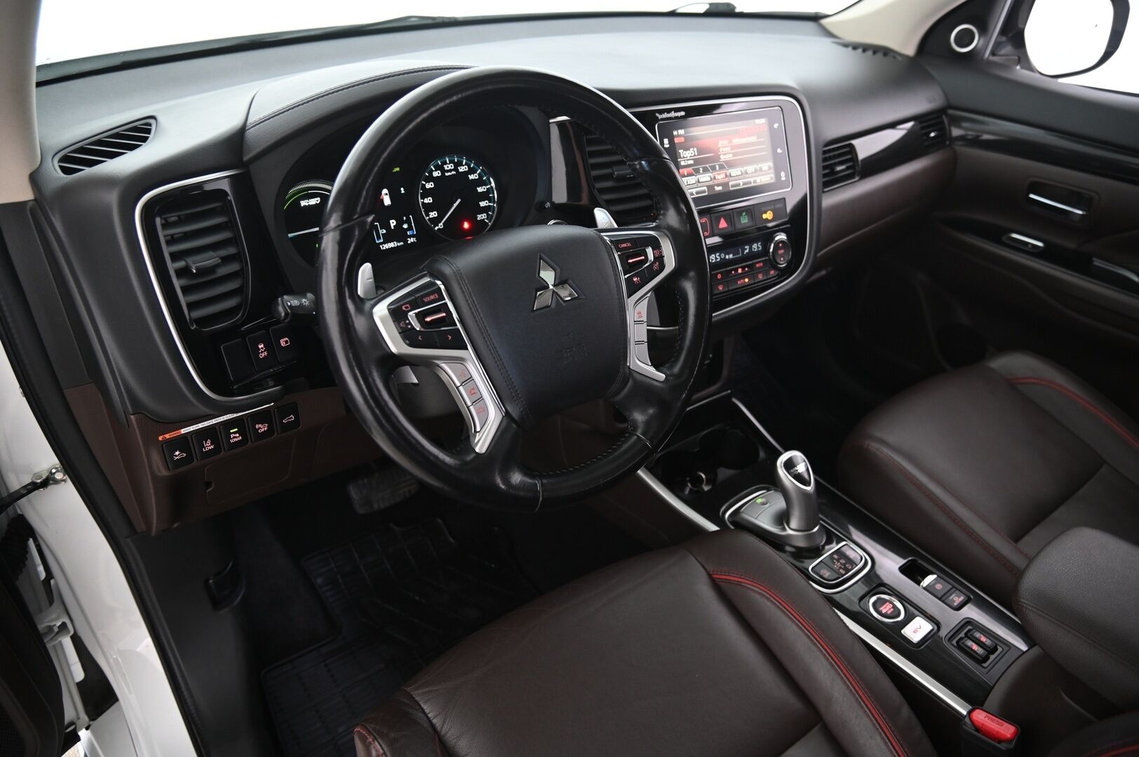 Mitsubishi OUTLANDER PHEV 2017 Install Business 4wd 5P