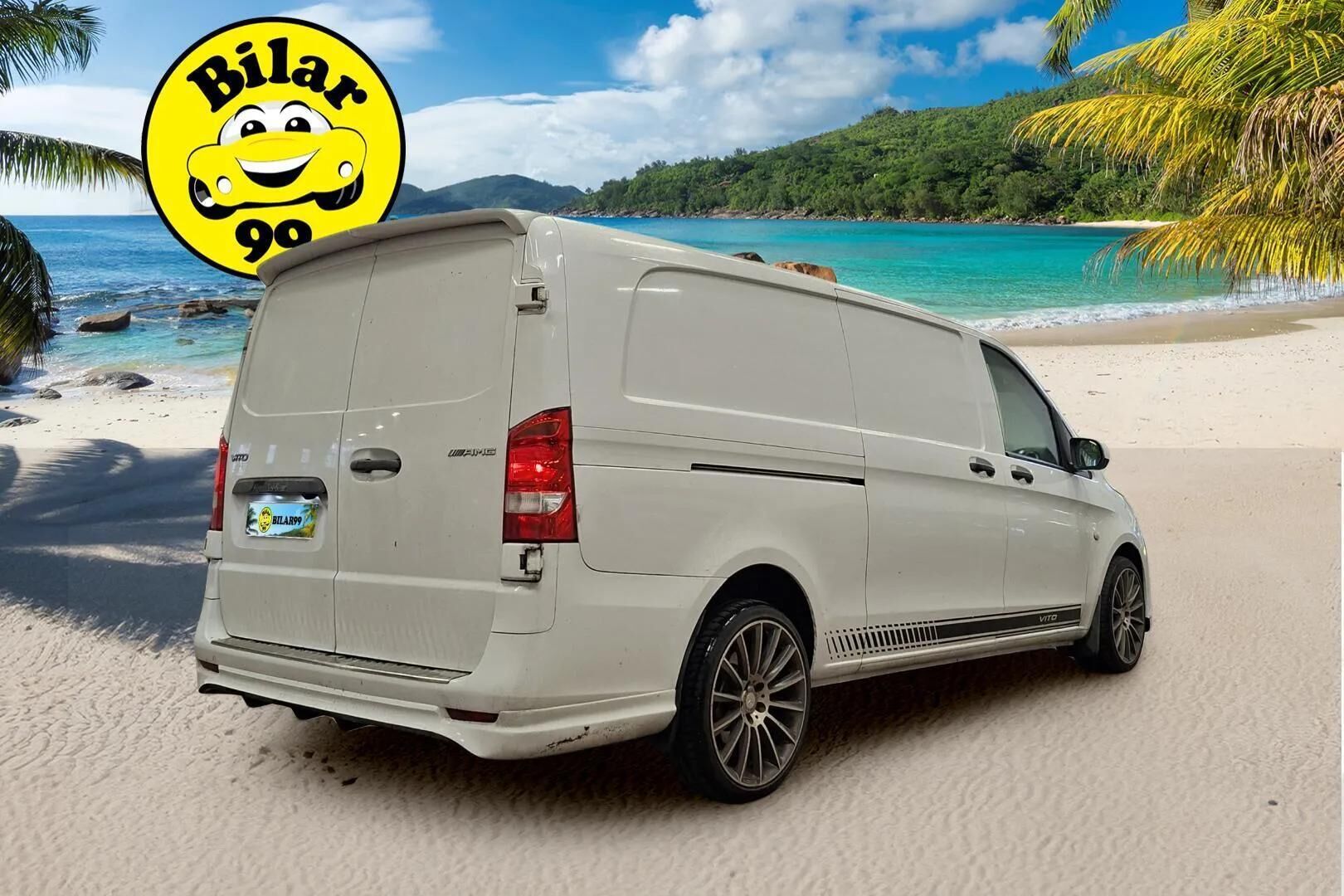 Mercedes-Benz Vito 2016 114CDI-3,2/34K pitkä A3 A - | Juuri Tullut | Ei Adblue | Todella näyttävä Amg - Style | Webasto | Kahdet renkaat vanteilla | 