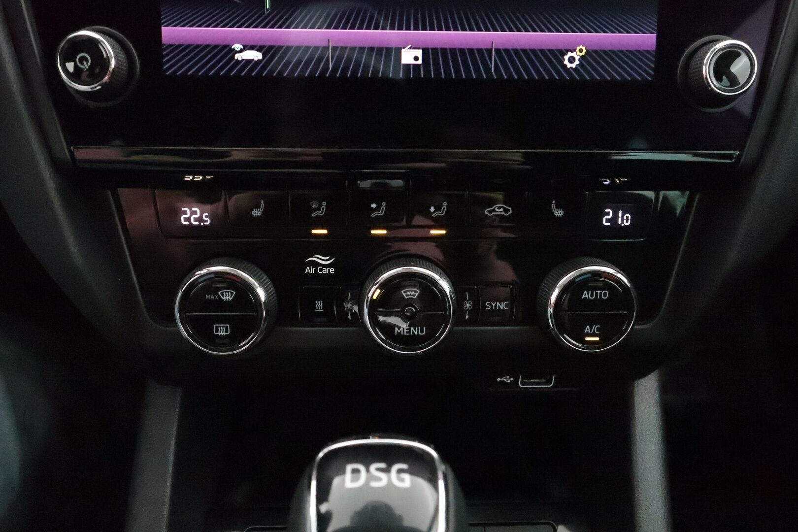 Skoda Octavia 2020 Combi 1,5 TSI Style BusinessLine DSG Autom. * Webasto / Adapt.vakkari / P-Kamera / Navi / KeylessGo * - Raikas, hyvin pidetty 1.om Suomi-auto! Paremmalla ja kestävämmällä 1.5l Moottorilla!
