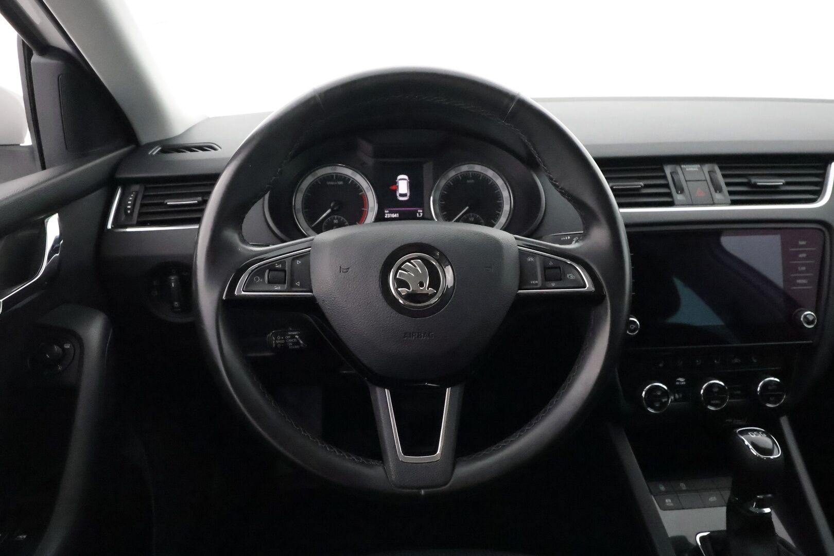 Skoda Octavia 2020 Combi 1,5 TSI Style BusinessLine DSG Autom. * Webasto / Adapt.vakkari / P-Kamera / Navi / KeylessGo * - Raikas, hyvin pidetty 1.om Suomi-auto! Paremmalla ja kestävämmällä 1.5l Moottorilla!