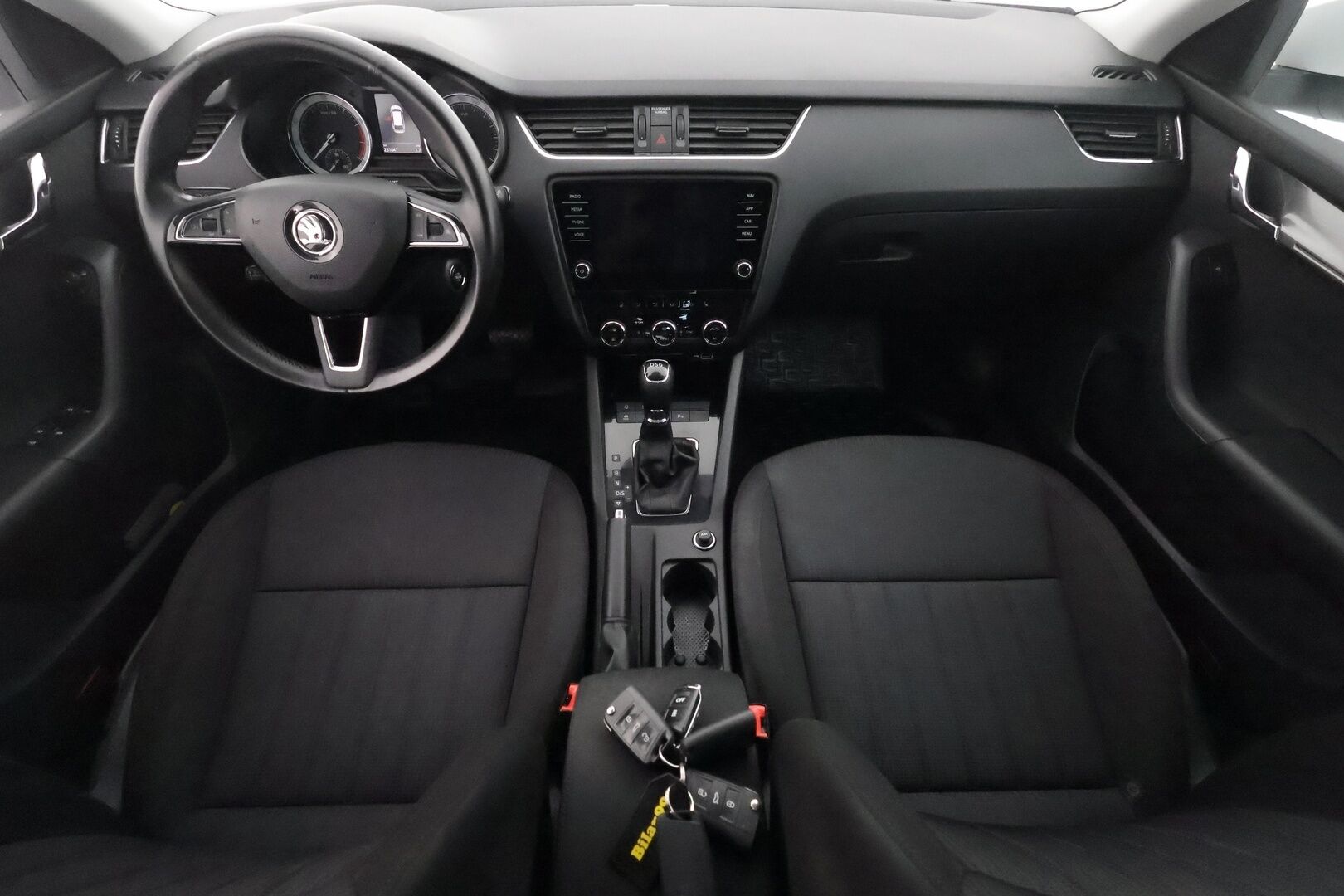 Skoda Octavia 2020 Combi 1,5 TSI Style BusinessLine DSG Autom. * Webasto / Adapt.vakkari / P-Kamera / Navi / KeylessGo * - Raikas, hyvin pidetty 1.om Suomi-auto! Paremmalla ja kestävämmällä 1.5l Moottorilla!