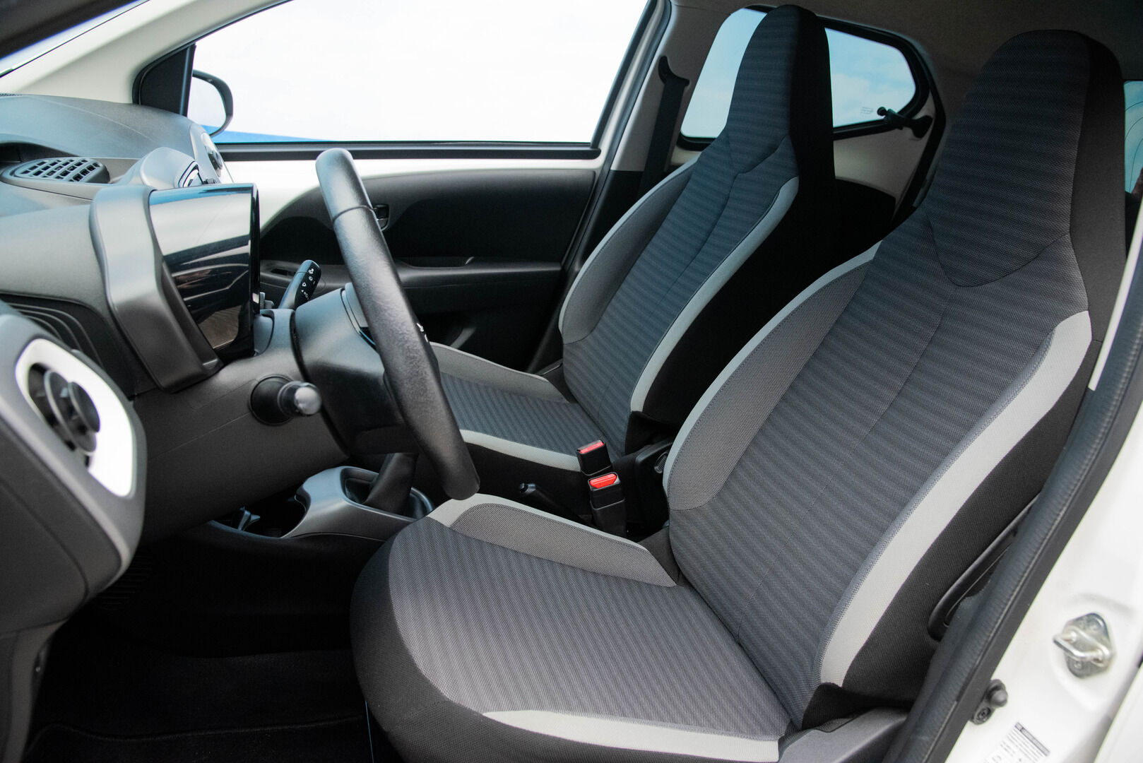 Toyota Aygo 2019 1,0 VVT-i 5ov X-Play *Vakkari / Kaistavahti / Kamera* - Auto tulossa Lempäälään! / Suomi-auto / Apple Carplay & Android Auto - HULLUT VÄLIPÄIVÄT KORKOTARJOUS 2,49%