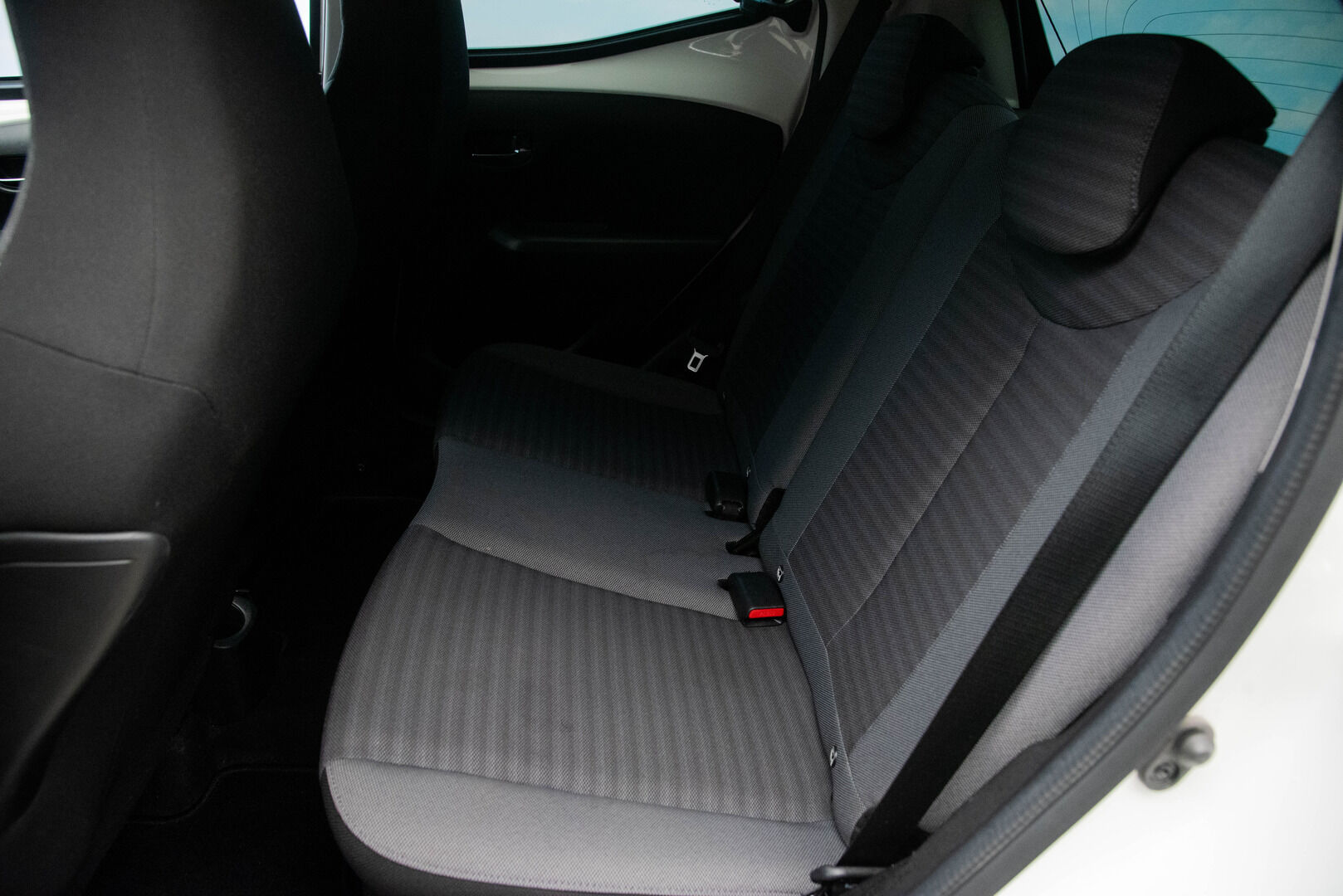 Toyota Aygo 2019 1,0 VVT-i 5ov X-Play *Vakkari / Kaistavahti / Kamera* - Auto tulossa Lempäälään! / Suomi-auto / Apple Carplay & Android Auto - HULLUT VÄLIPÄIVÄT KORKOTARJOUS 2,49%