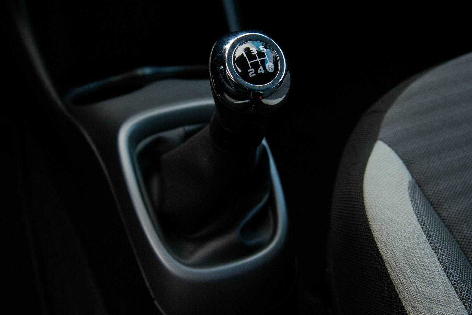 Toyota Aygo 2019 1,0 VVT-i 5ov X-Play *Vakkari / Kaistavahti / Kamera* - Auto tulossa Lempäälään! / Suomi-auto / Apple Carplay & Android Auto - HULLUT VÄLIPÄIVÄT KORKOTARJOUS 2,49%