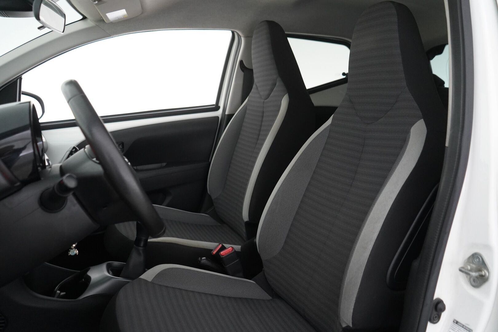 Toyota Aygo 2019 1,0 VVT-i 5ov X-Play *Vakkari / Kaistavahti / Kamera* - Auto tulossa Lempäälään! / Suomi-auto / Apple Carplay & Android Auto