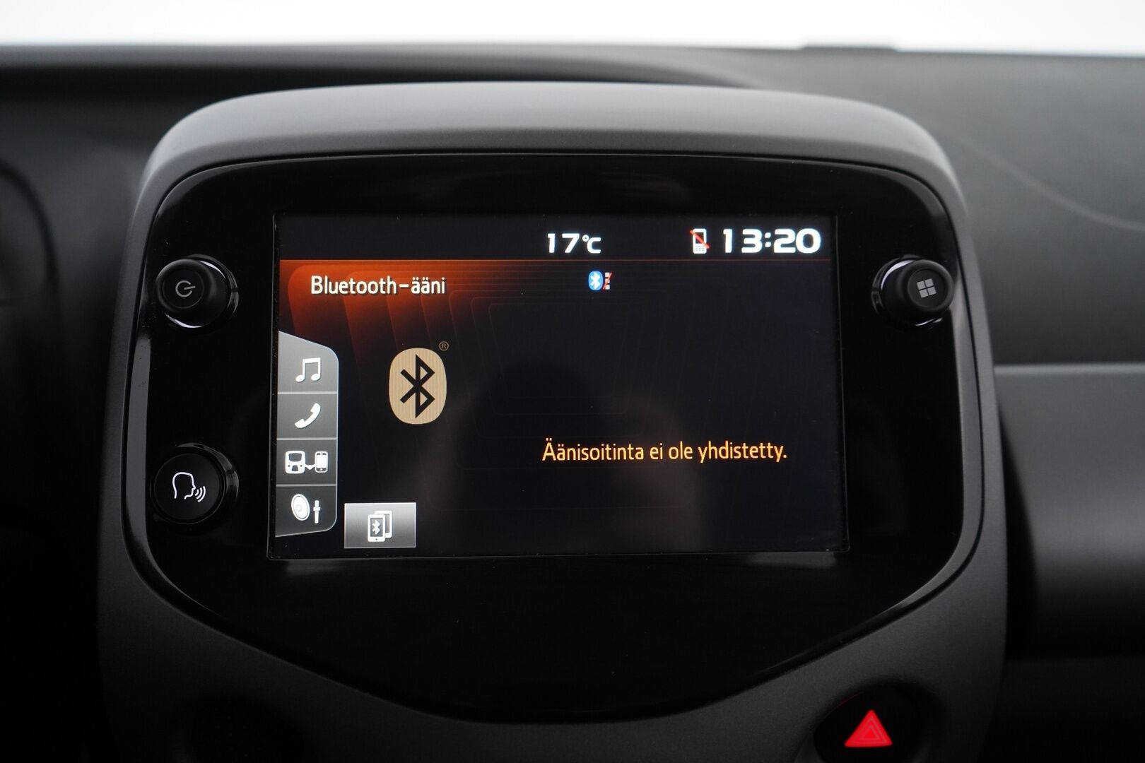 Toyota Aygo 2019 1,0 VVT-i 5ov X-Play *Vakkari / Kaistavahti / Kamera* - Auto tulossa Lempäälään! / Suomi-auto / Apple Carplay & Android Auto
