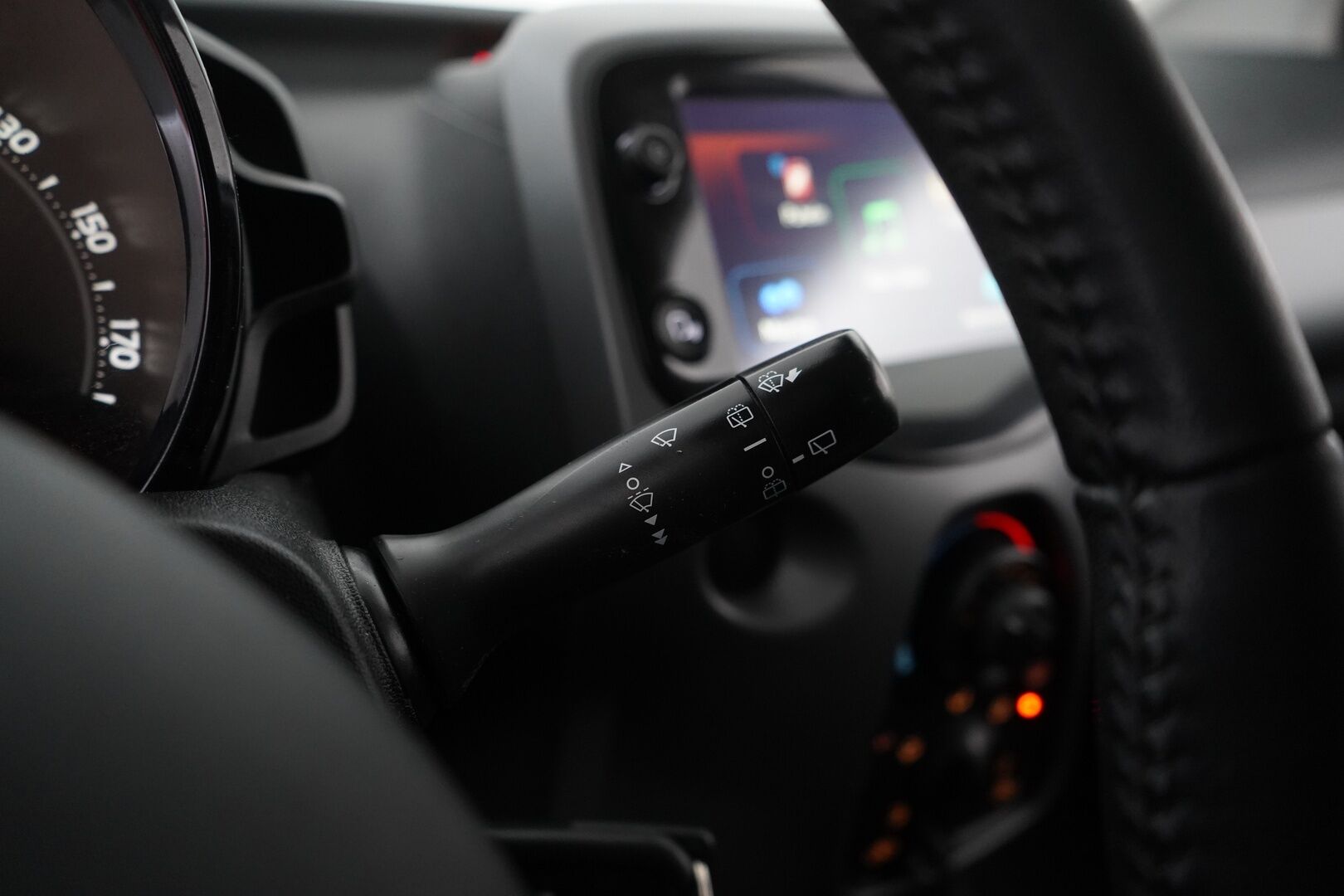 Toyota Aygo 2019 1,0 VVT-i 5ov X-Play *Vakkari / Kaistavahti / Kamera* - Auto tulossa Lempäälään! / Suomi-auto / Apple Carplay & Android Auto