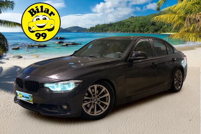 BMW 330 2016