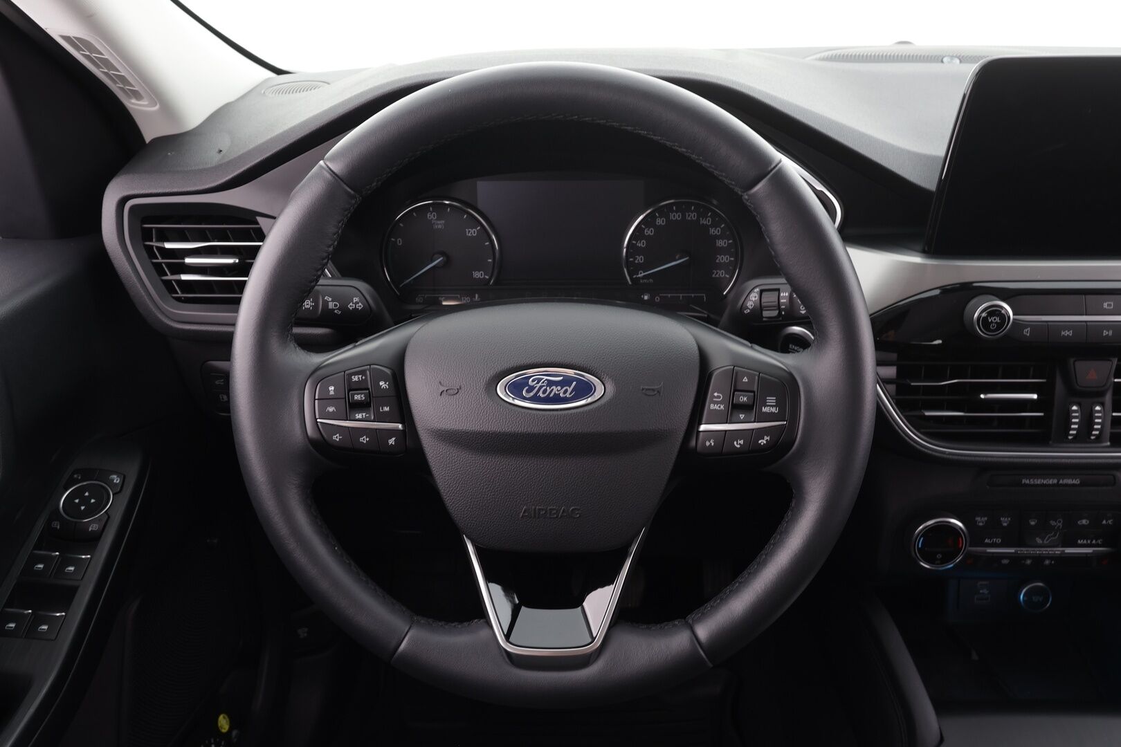 Ford Kuga 2021 2,5 hybrid (PHEV) 225hv CVT FWD Titanium X * ACC / P.kamera / BLIS / LED / Navi / B&O / Koukku * - Suomi-auto / Akku kuntotarkastettu! / Kahdet renkaat aluvanteilla / Merkkihuollettu