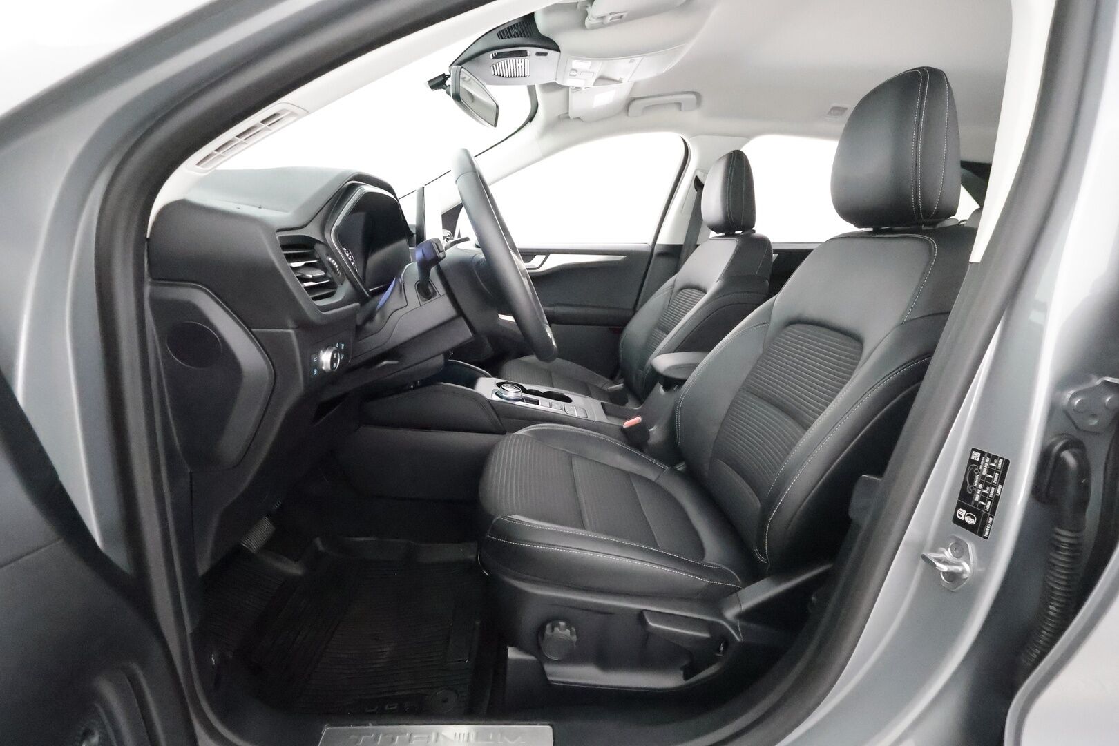 Ford Kuga 2021 2,5 hybrid (PHEV) 225hv CVT FWD Titanium X ** Adapt. vakkari / Koukku / Keyless / P.kamera / Navi - B&O / Kahdet renkaat / Merkkihuollot 