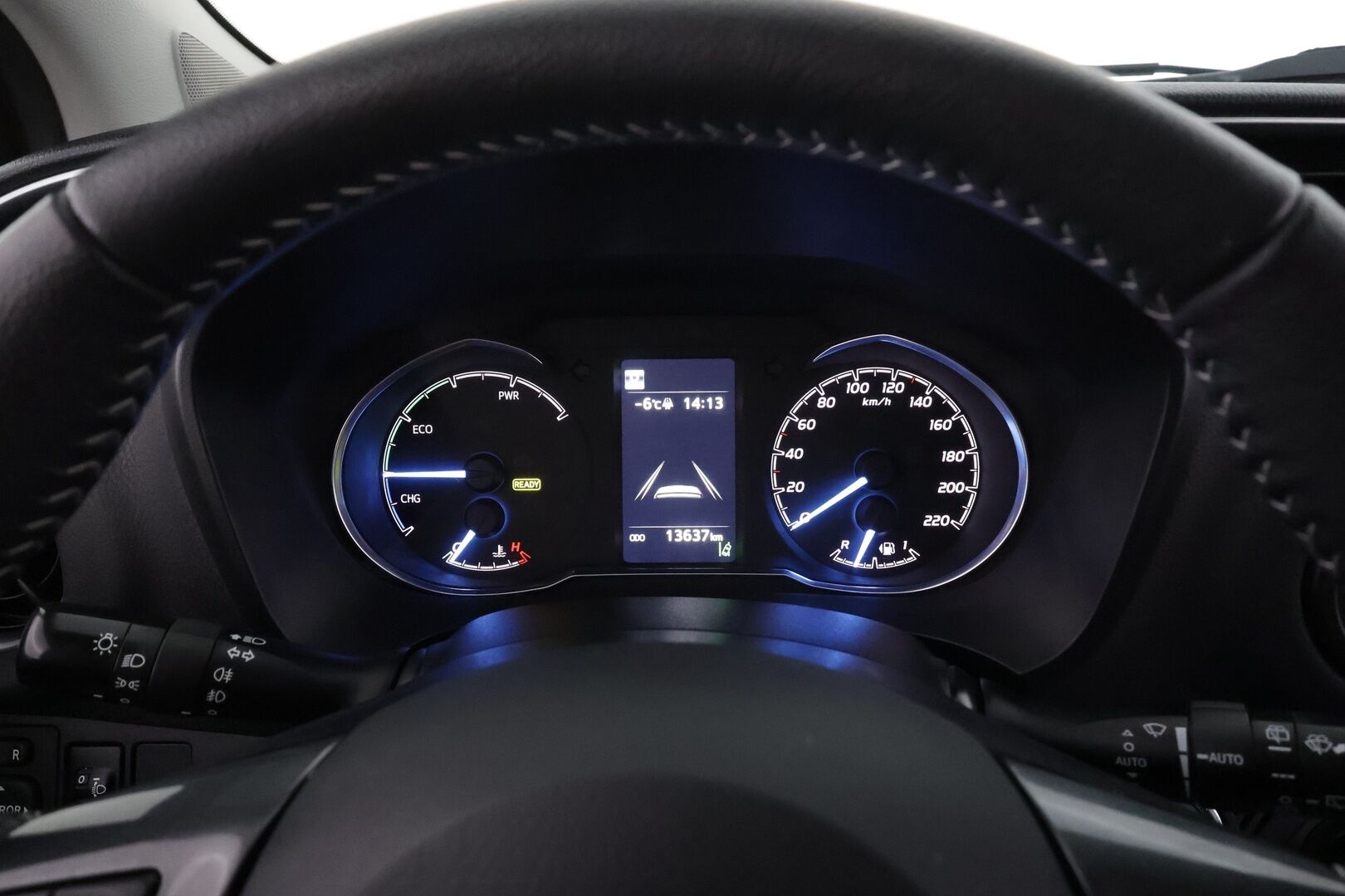 Toyota Yaris 2020 1,5 Hybrid Y20 Edition * Vakkari / P.kamera / Navi / Lohko / Kaistavahti * - 1.Om Suomi-auto / Kahdet renkaat aluvanteilla