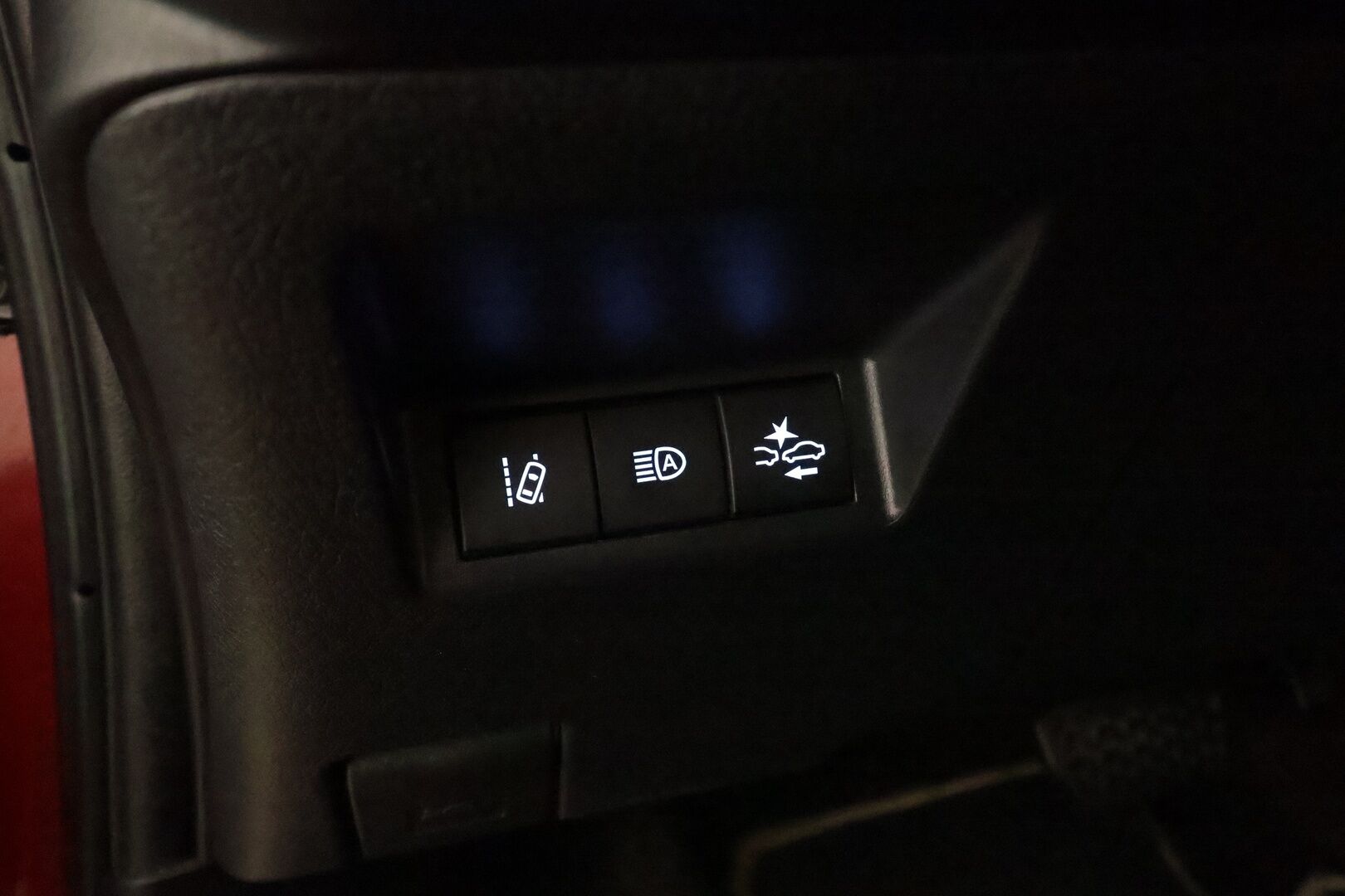 Toyota Yaris 2020 1,5 Hybrid Y20 Edition * Vakkari / P.kamera / Navi / Lohko / Kaistavahti * - 1.Om Suomi-auto / Kahdet renkaat aluvanteilla