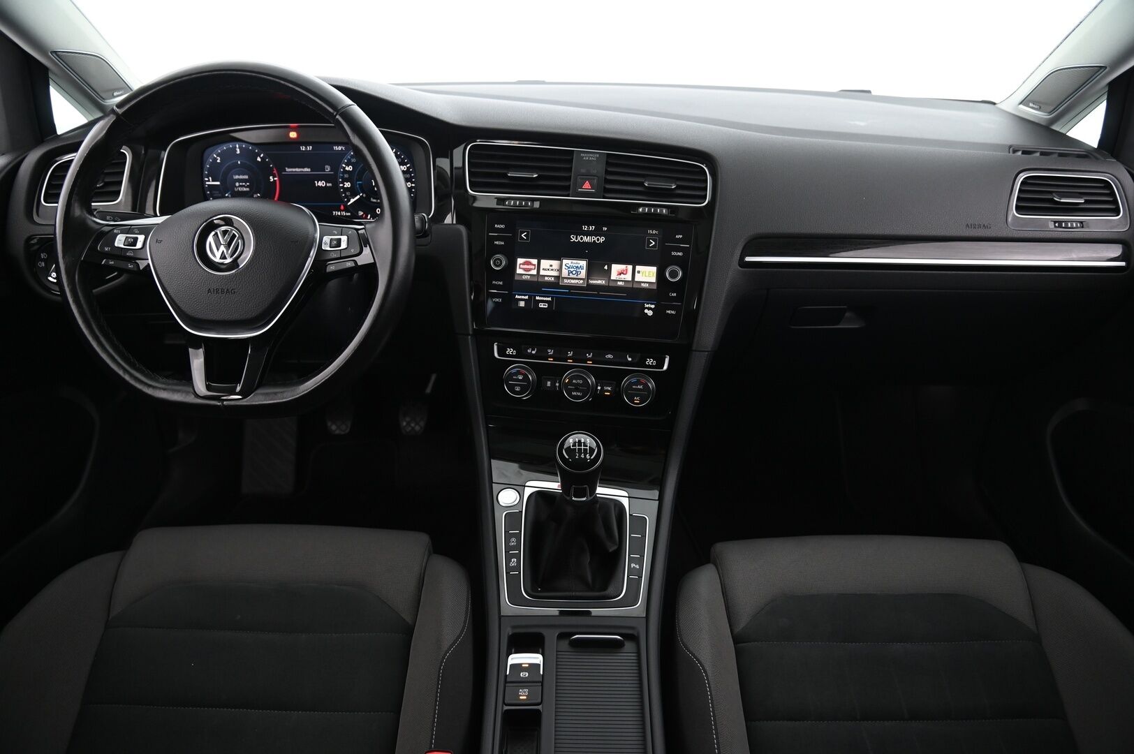 Volkswagen Golf 2017 2,0TDI 4MOTION Highline* Dynaudio / Webasto / Panorama / Digimittaristo*