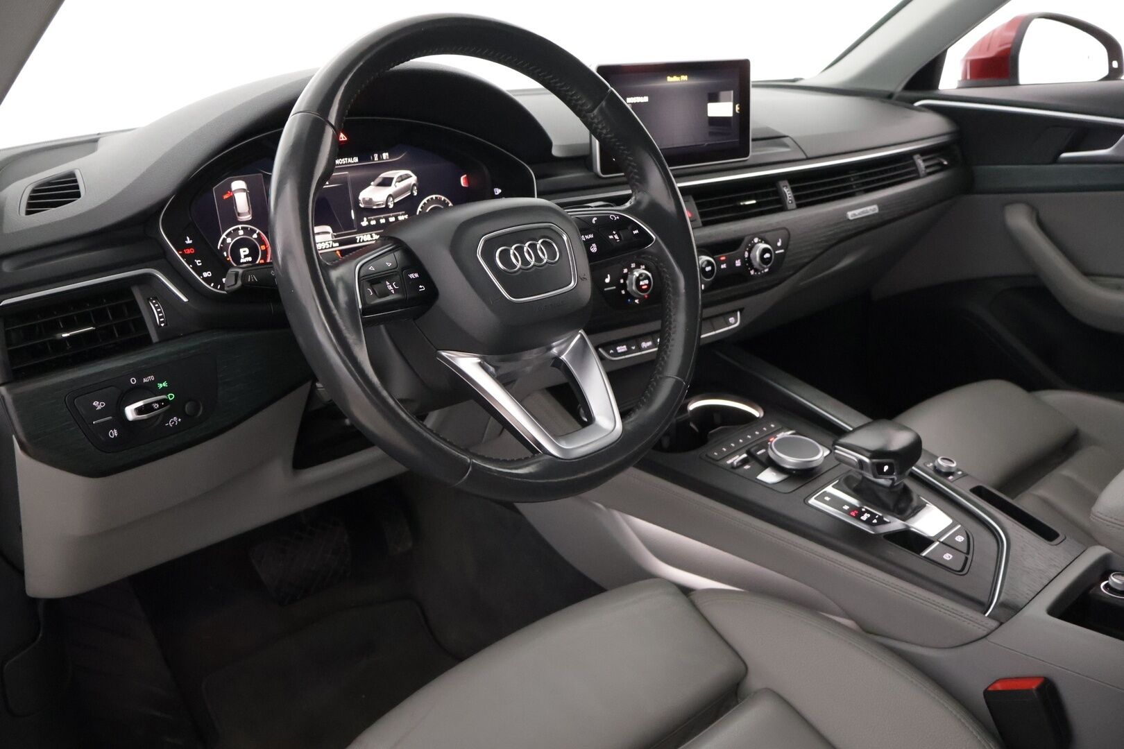 Audi A4 2017 Avant Business Sport 3,0 TDI 200 kW quattro * ACC / Webasto / Lane Assist /  Digimittaristo * - Bluetooth / Kaukovaloautomatiikka / P-Tutkat  / Juuri huollettu