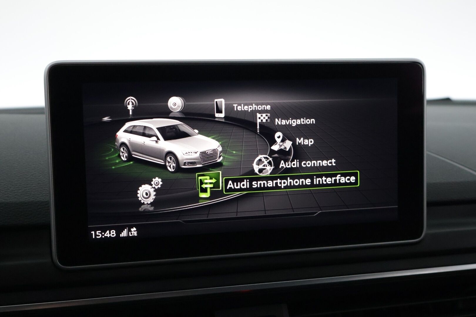 Audi A4 2017 Avant Business Sport 3,0 TDI 200 kW quattro * ACC / Webasto / Lane Assist /  Digimittaristo * - Bluetooth / Kaukovaloautomatiikka / P-Tutkat  / Juuri huollettu