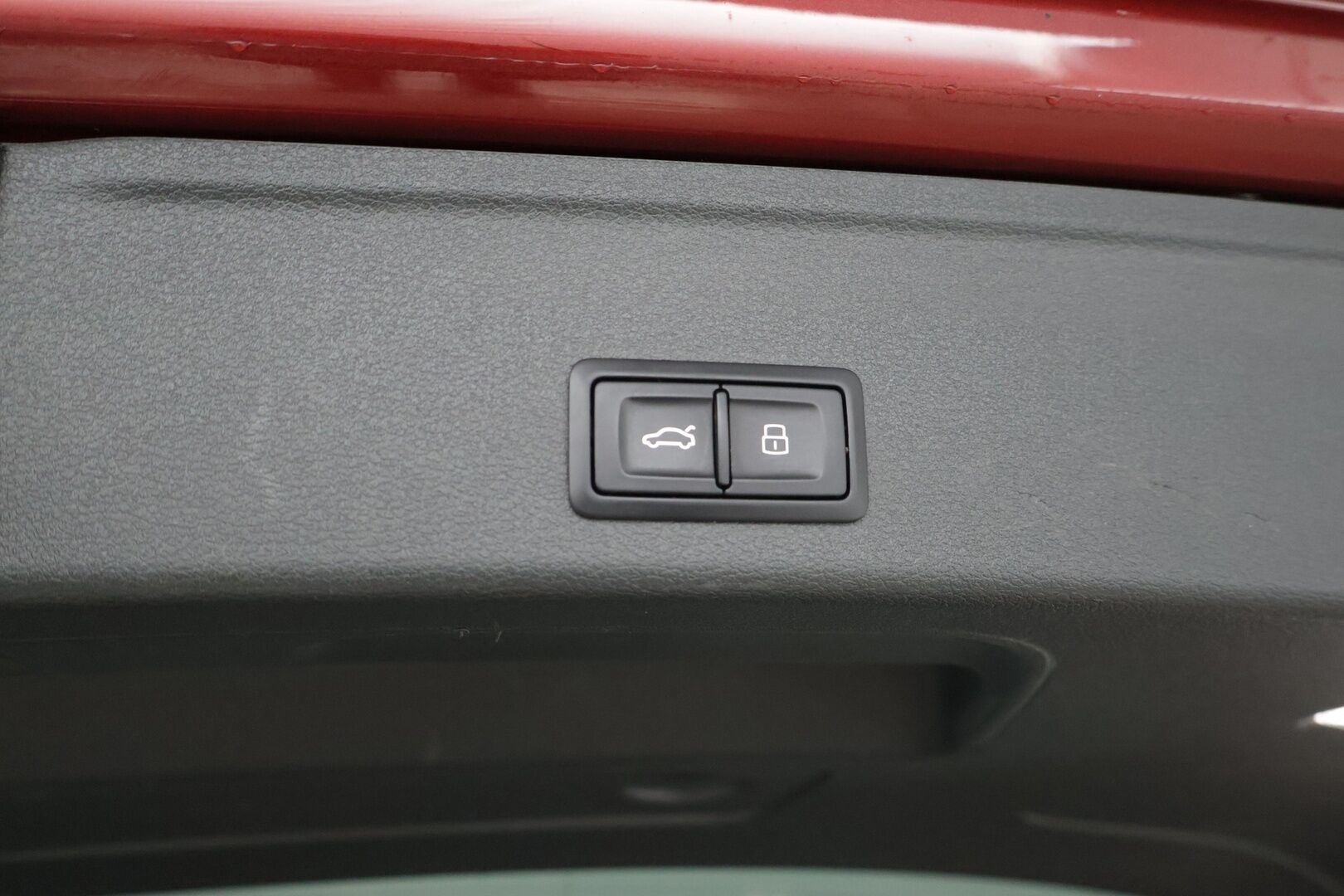 Audi A4 2017 Avant Business Sport 3,0 TDI 200 kW quattro * ACC / Webasto / Lane Assist /  Digimittaristo * - * Bluetooth / Kaukovaloautomatiikka / P-Tutkat  / Juuri huollettu * 