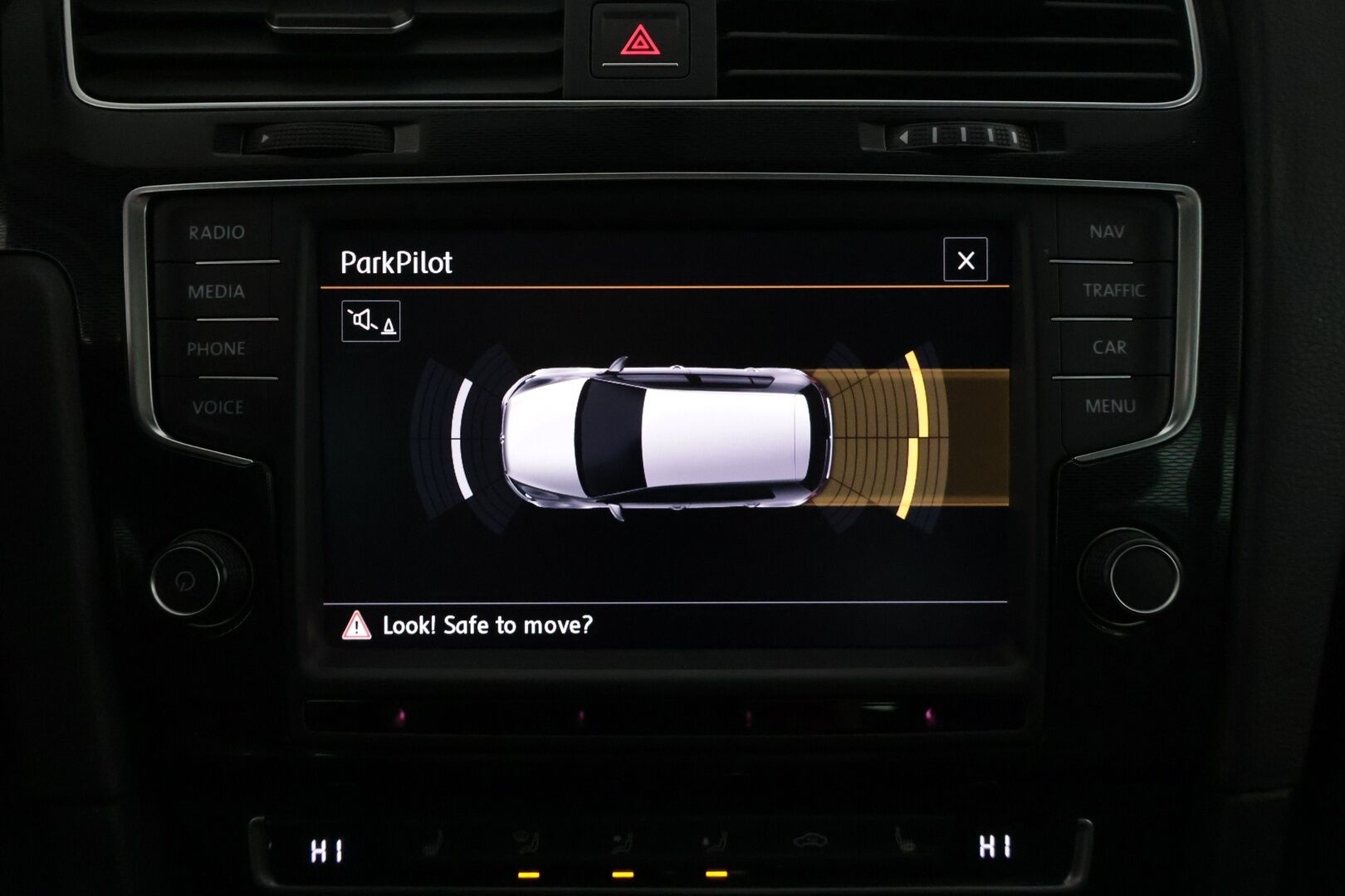 Volkswagen Golf 2015 GTE Plug-In Hybrid * Sportti penkit / Adapt. Vakkari / Sport / Nahkasisusta * - Näyttävä & sporttinen golffi hyvillä varusteilla