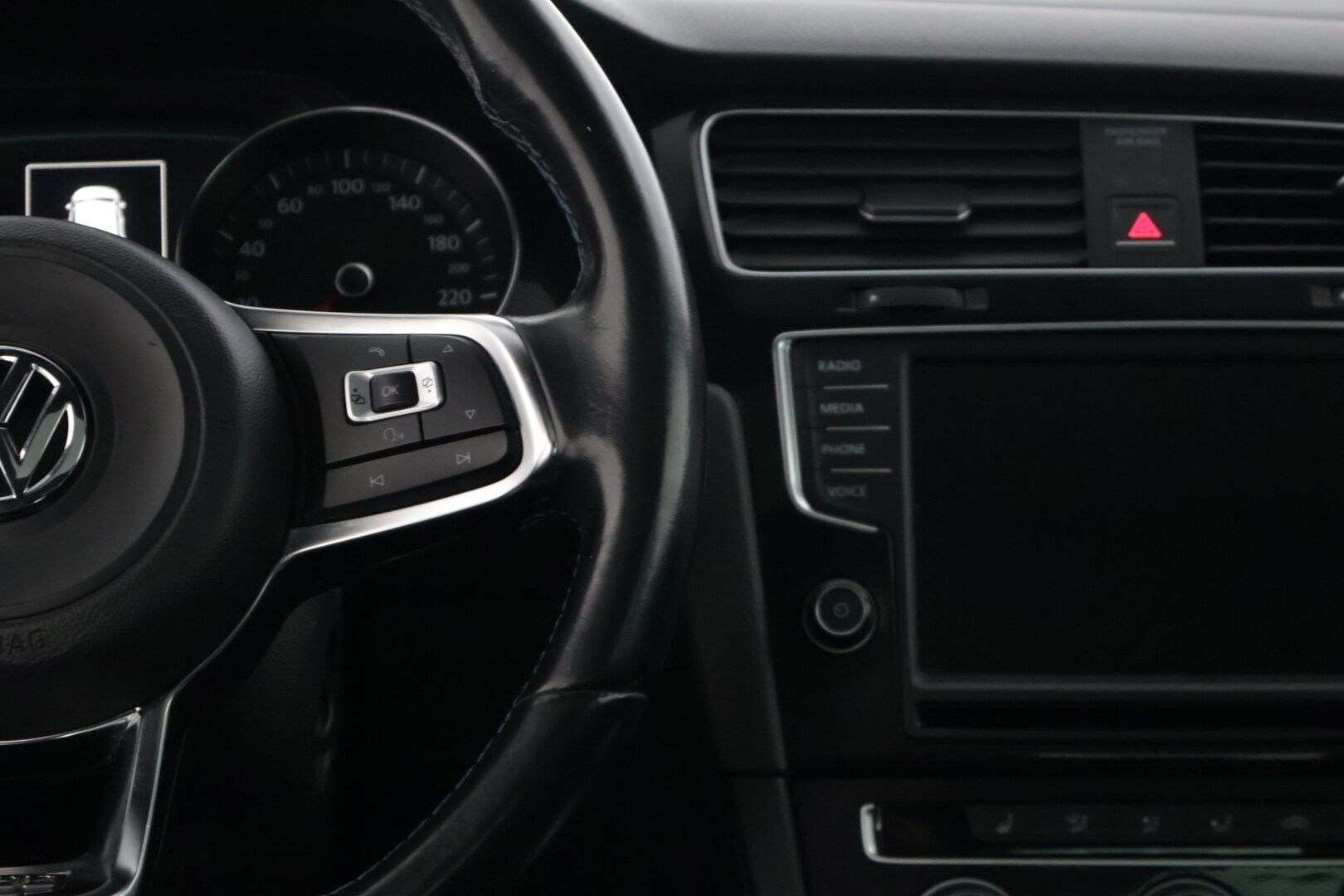 Volkswagen Golf 2015 GTE Plug-In Hybrid * Sportti penkit / Adapt. Vakkari / Sport / Nahkasisusta * - Näyttävä & sporttinen golffi hyvillä varusteilla