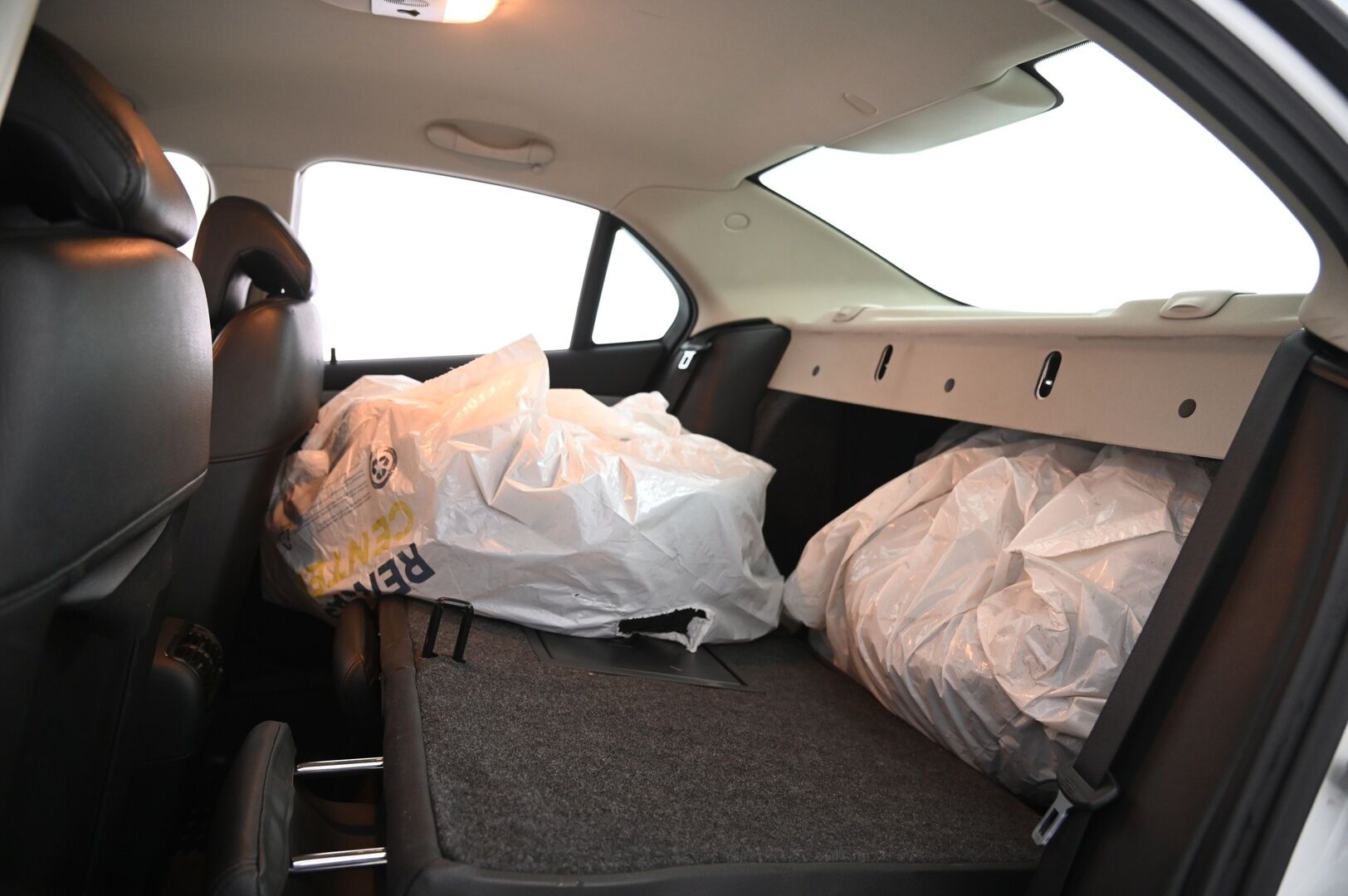 Saab 9-3 2010 Linear 1,9TTiD 130hv 4D MT6 FWD BL *Myydään huutokaupat.com* - *Myydään huutokaupat.com*