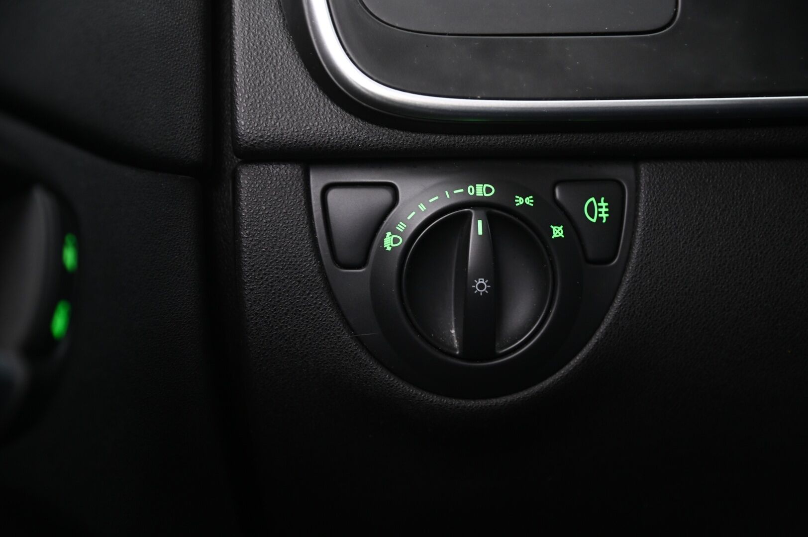 Saab 9-3 2010 Linear 1,9TTiD 130hv 4D MT6 FWD BL *Myydään huutokaupat.com* - *Myydään huutokaupat.com*