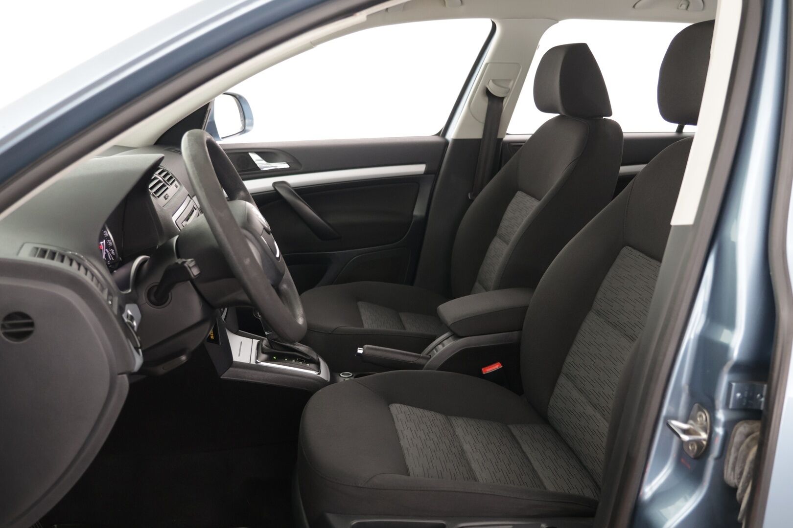 Skoda Octavia 2010 Combi 1,4 TSI Ambiente DSG Autom. - *YritysOutlet - Myydään vain yrityksille* Taloudellinen | Vakionopeudensäädin | Penkinlämmitin