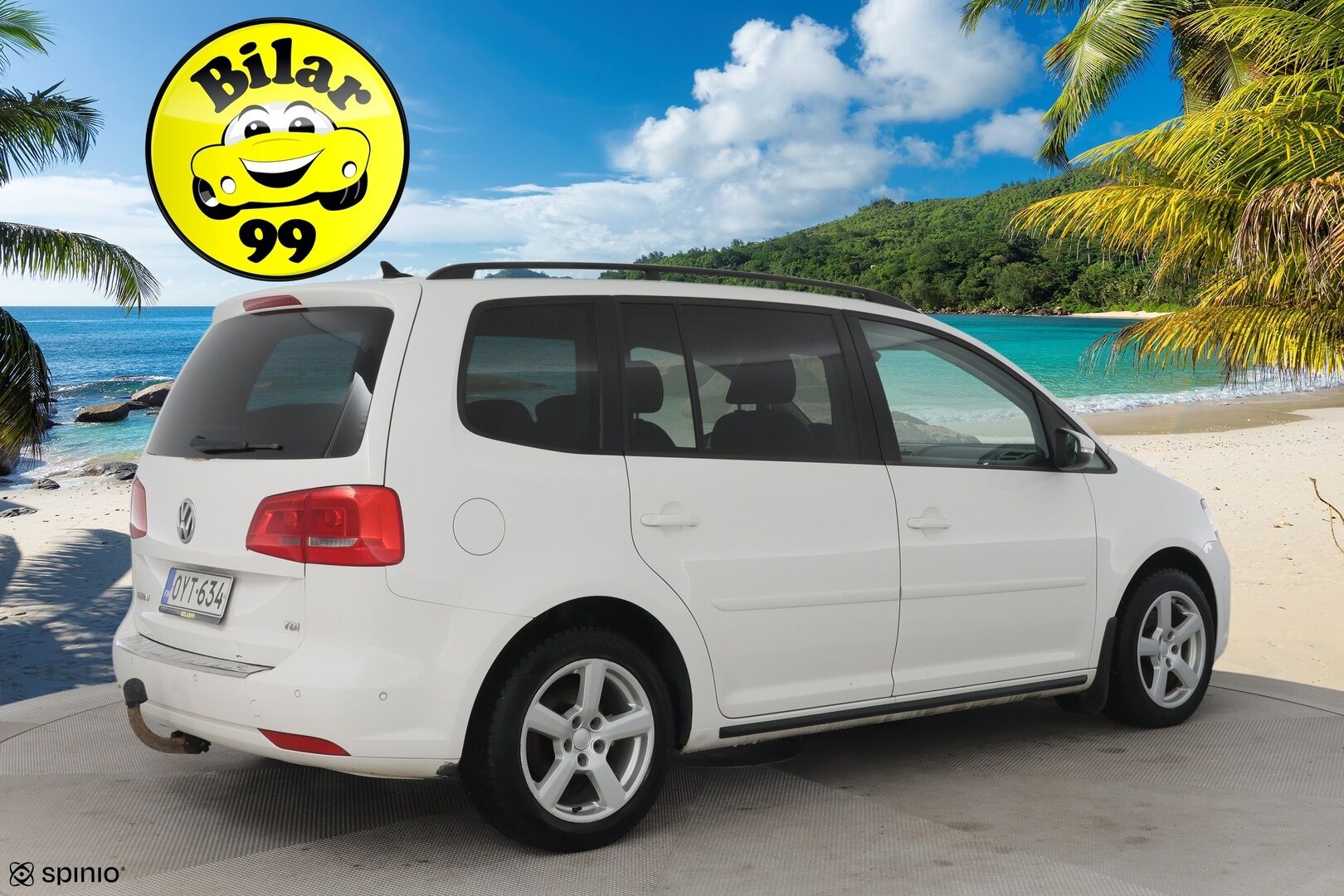 Volkswagen Touran 2011 Comfortline 1,6 TDI DSG 7-Paik.  *MYYDÄÄN HUUTOKAUPAT.COMISSA* - Webasto / Tutkat eteen ja taakse / Vetokoukku / Panoraama *