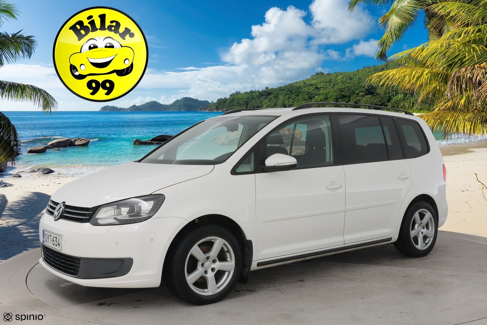 Volkswagen Touran 2011 Comfortline 1,6 TDI DSG 7-Paik.  *MYYDÄÄN HUUTOKAUPAT.COMISSA* - Webasto / Tutkat eteen ja taakse / Vetokoukku / Panoraama *