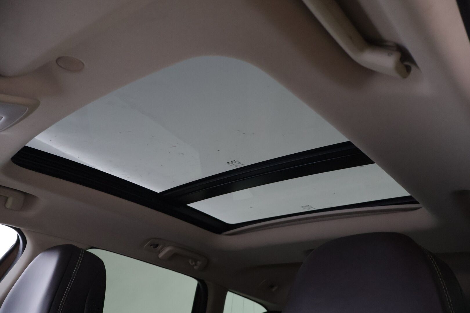 Volvo XC60 2011 D5 AWD Summum Business aut * Adapt. Vakkari / Webasto / Panorama / Blis / Kaistavahti * - * ACC / Hyvin huollettu / Kattavasta varusteltu * - HULLUT AVAJAISHULINAT KORKOTARJOUS 3,29 %