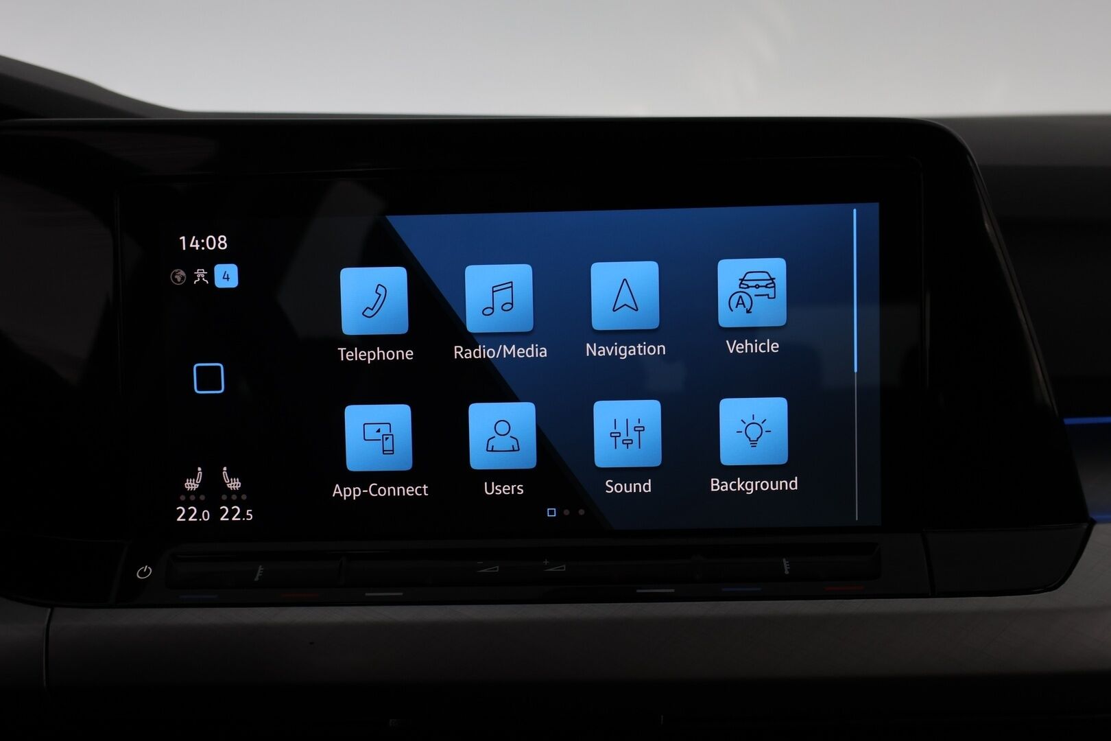Volkswagen Golf 2020 First Edition 1,5 eTSI 110 kW (MHEV) DSG-automaatti - Suomiauto / Webasto / Adapt.Vakkari / Digimittari / LED / Ratinlämmitys / KeyLess / Apple&Android / Navi / Huippuvarusteet!