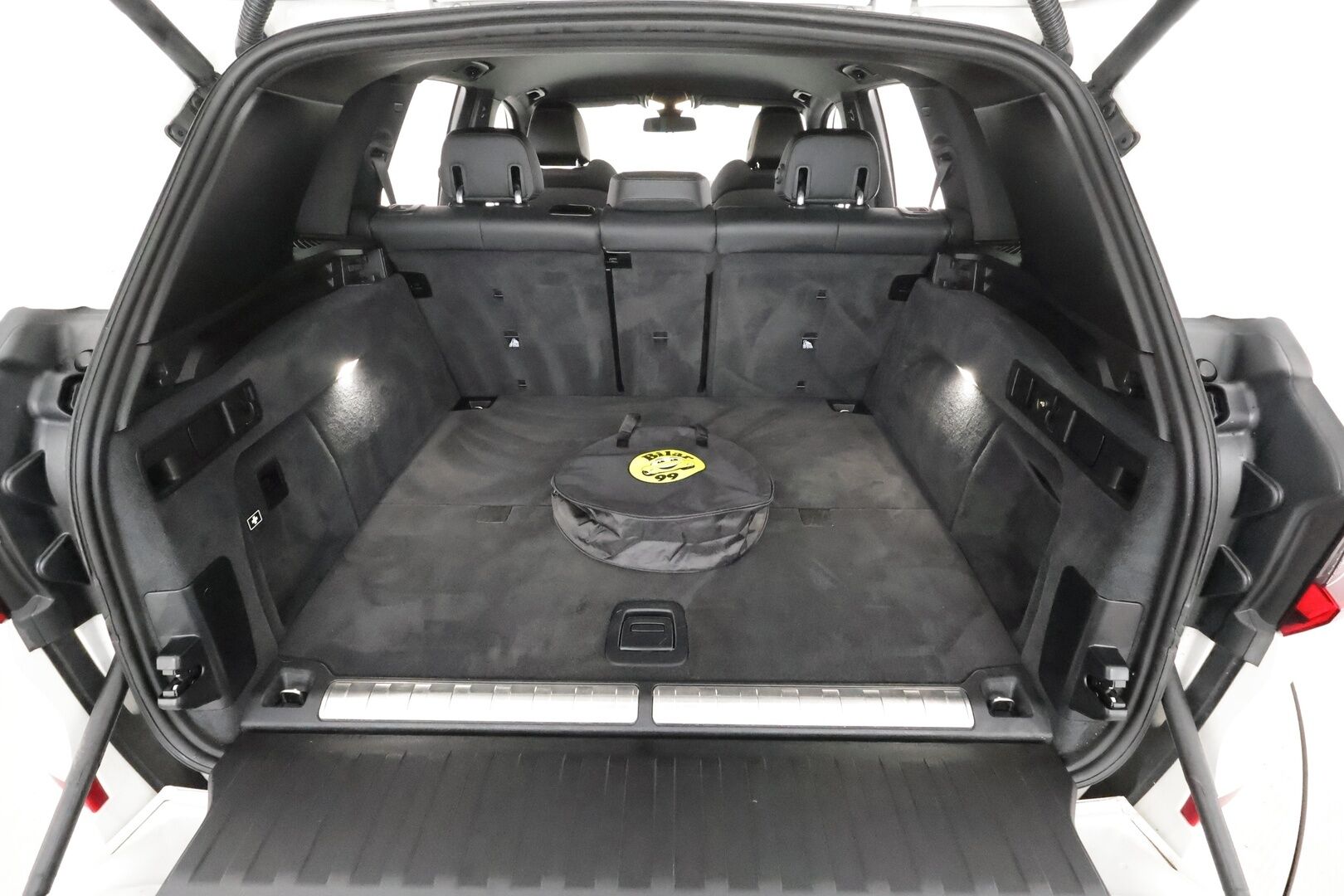 BMW X5 2020 G05 xDrive45e A M Sport * ACC / P.kamera / LED / Navi / Ilma-alusta / Hifi / Muistipenkki / Koukku * - 1.Om Suomi-auto / Kahdet renkaat aluvanteilla - HULLU BLACKWEEK KORKOTARJOUS 2,49%