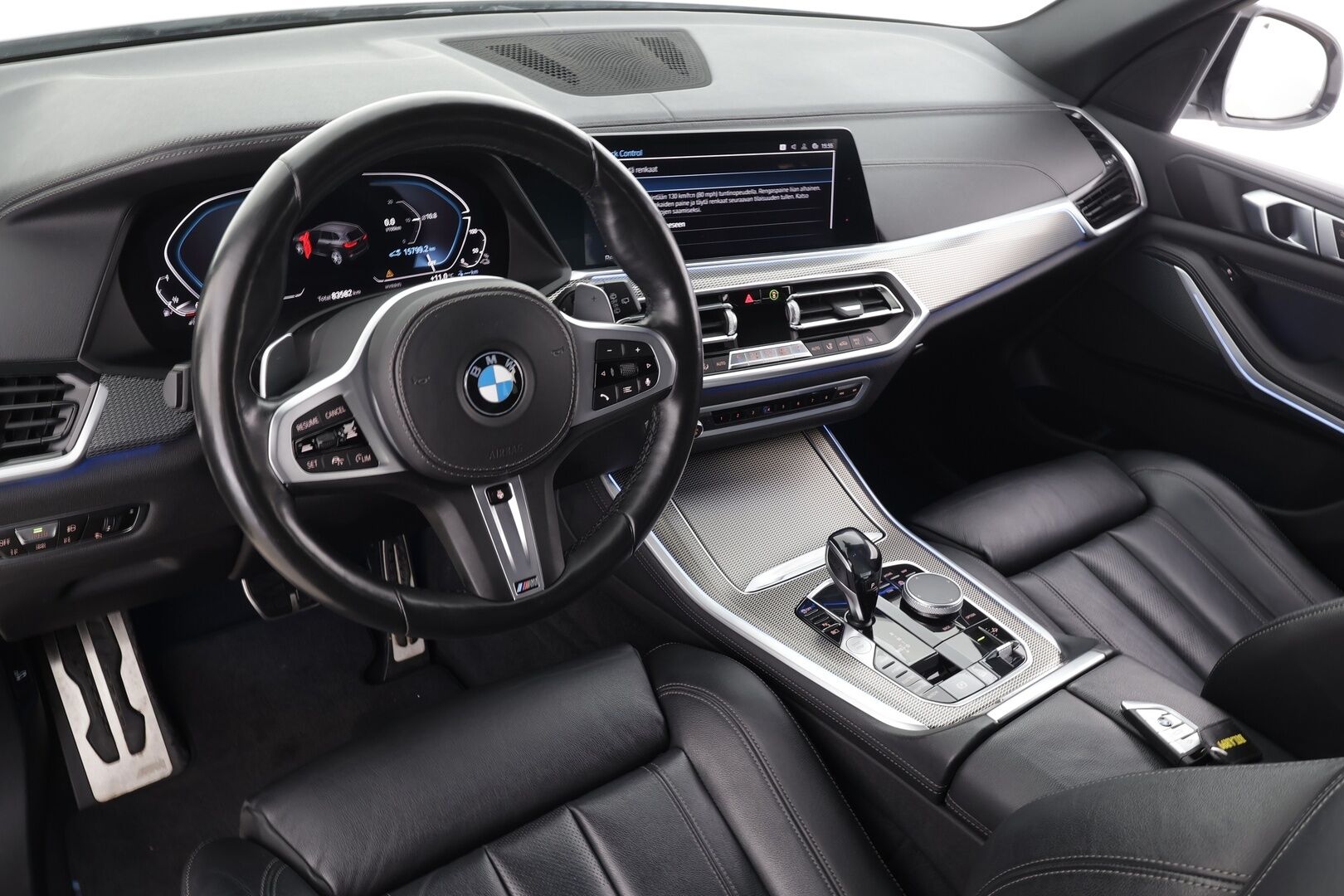 BMW X5 2020 G05 xDrive45e A M Sport * ACC / P.kamera / LED / Navi / Ilma-alusta / Hifi / Muistipenkki / Koukku * - 1.Om Suomi-auto / Kahdet renkaat aluvanteilla - HULLU BLACKWEEK KORKOTARJOUS 2,49%