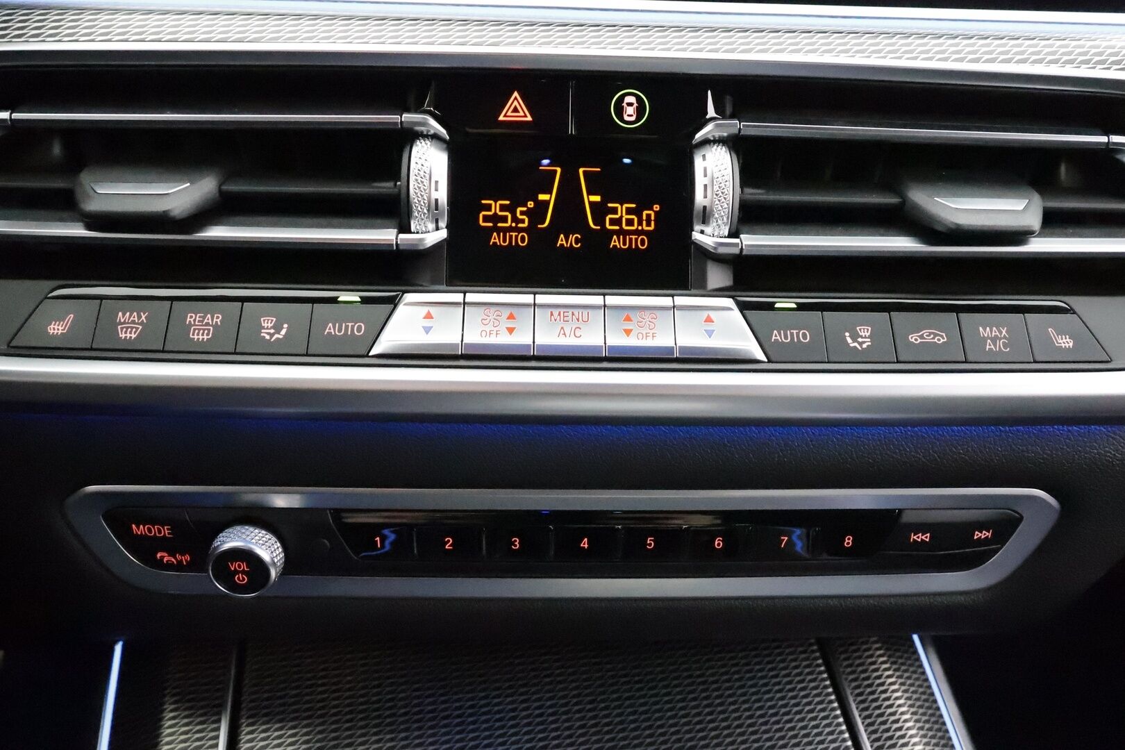 BMW X5 2020 G05 xDrive45e A M Sport * ACC / P.kamera / LED / Navi / Ilma-alusta / Hifi / Muistipenkki / Koukku * - 1.Om Suomi-auto / Kahdet renkaat aluvanteilla - HULLU BLACKWEEK KORKOTARJOUS 2,49%