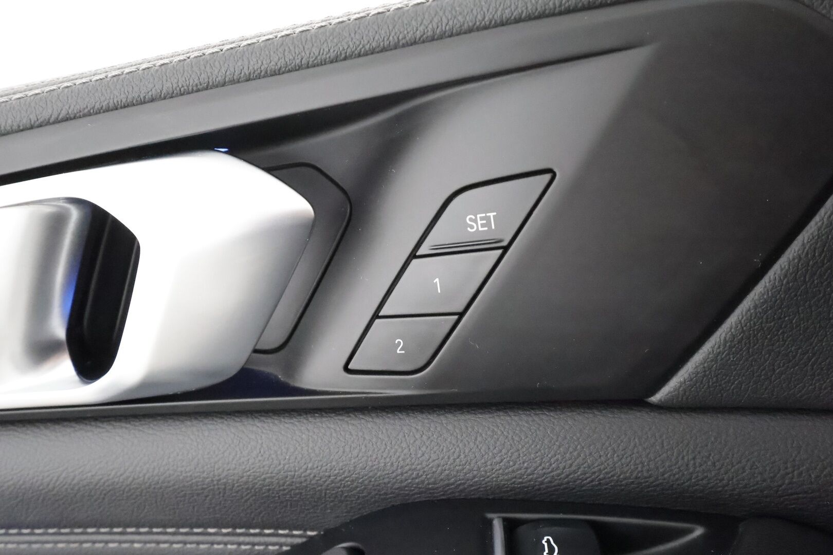 BMW X5 2020 G05 xDrive45e A M Sport * ACC / P.kamera / LED / Navi / Ilma-alusta / Hifi / Muistipenkki / Koukku * - 1.Om Suomi-auto / Kahdet renkaat aluvanteilla - HULLU BLACKWEEK KORKOTARJOUS 2,49%