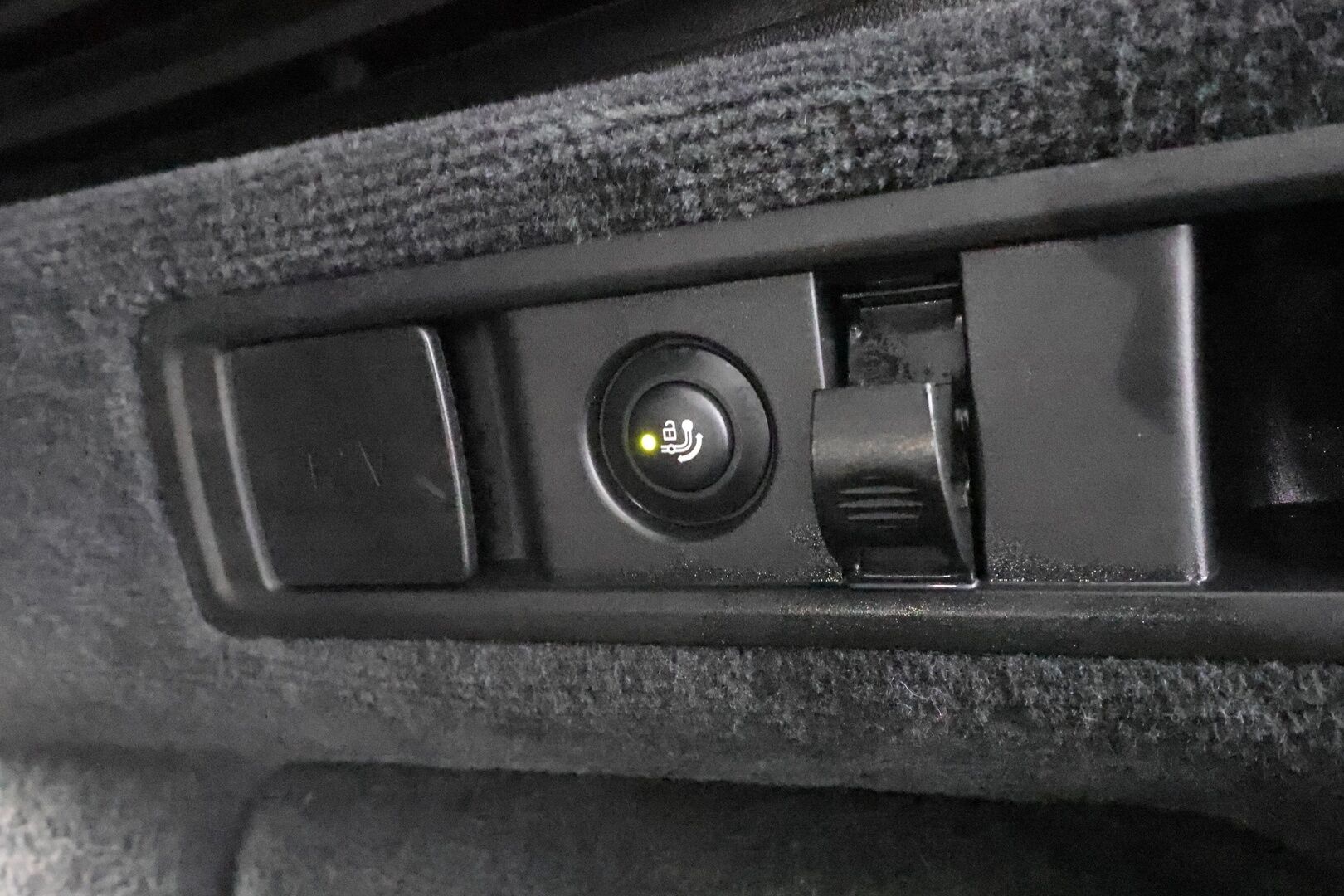 BMW X5 2020 G05 xDrive45e A M Sport * ACC / P.kamera / LED / Navi / Ilma-alusta / Hifi / Muistipenkki / Koukku * - 1.Om Suomi-auto / Kahdet renkaat aluvanteilla - HULLU BLACKWEEK KORKOTARJOUS 2,49%