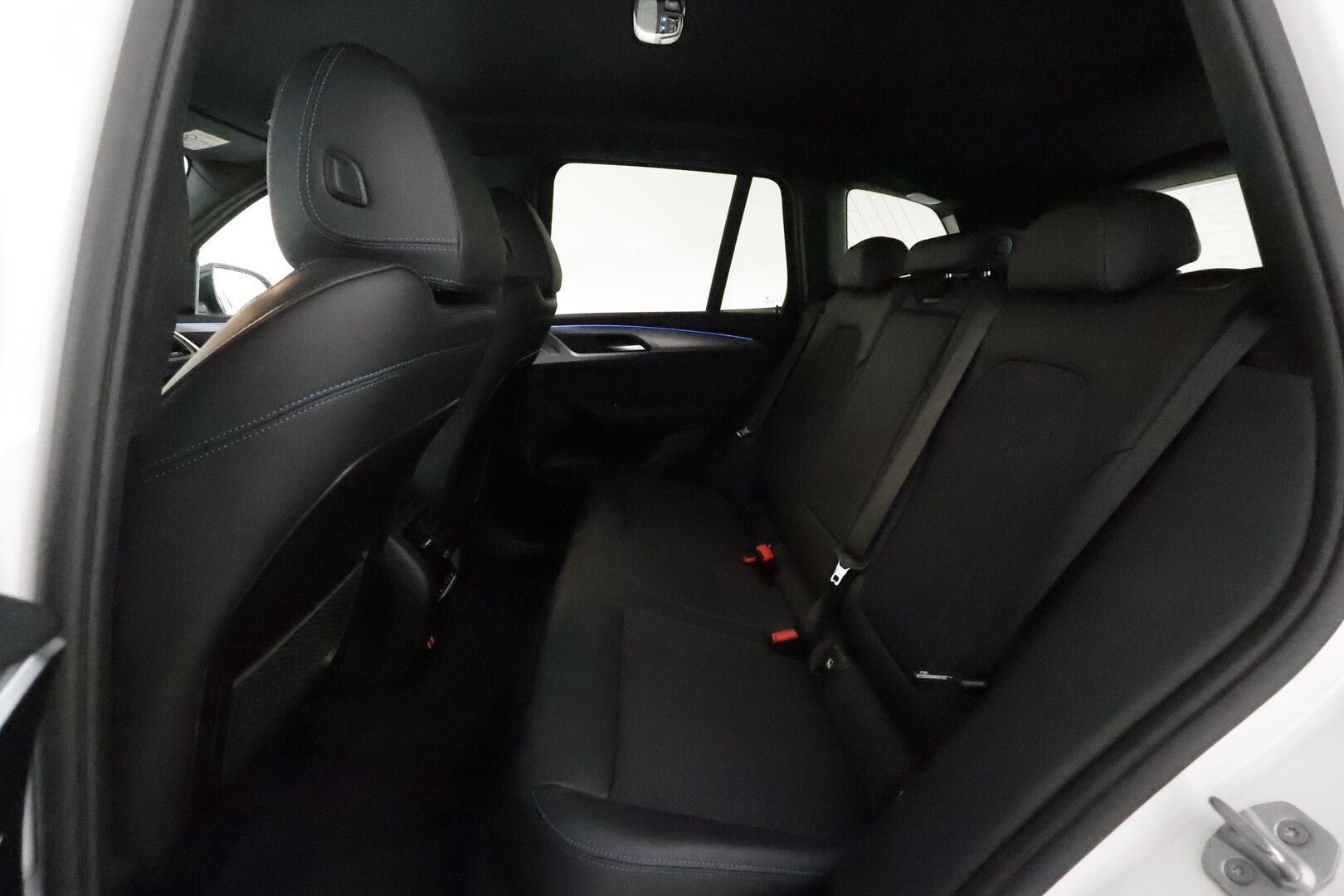 BMW X3 2021 G01 xDrive 30e Charged Edition M Sport *ALV / H&K / Adapt.vakkari / 360 kamera / Keyless / Sportpenkit / Apple&Android* - 3,99 % KORKOTARJOUS TÄHÄN AUTOON - Akku kuntotarkastettu! / 1-om Suomi-auto / Kahdet renkaat / Merkkihuollettu